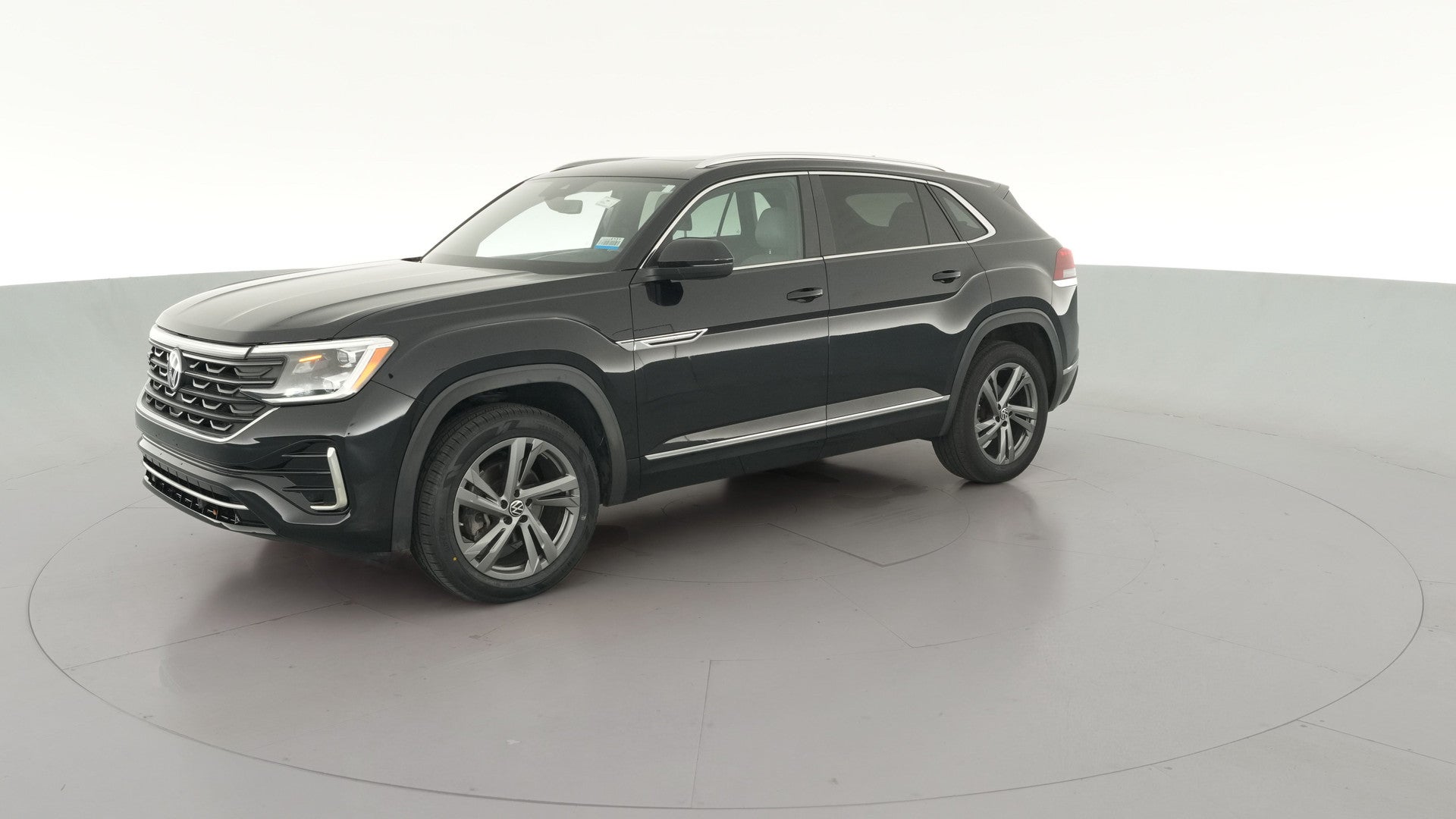 2024 Volkswagen Atlas Cross Sport vehicle photo