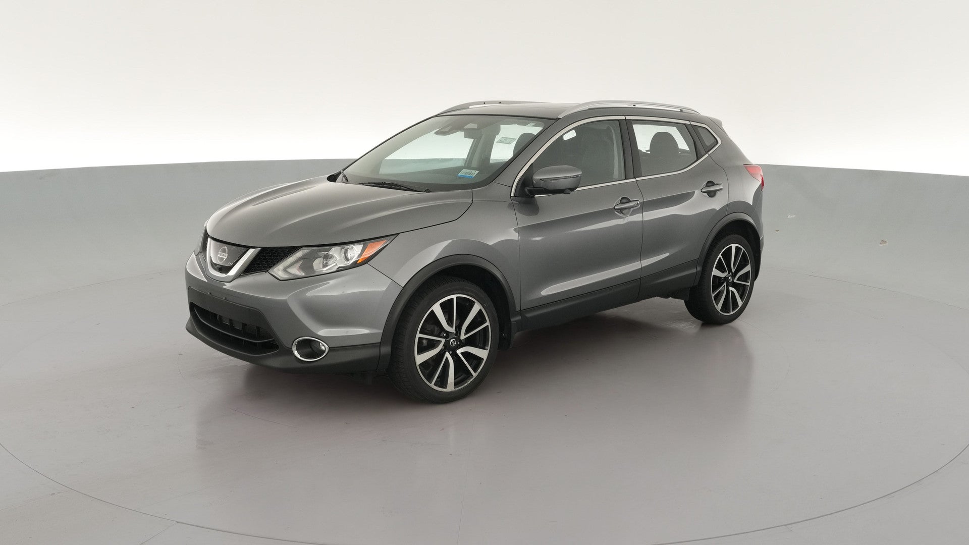 2017 Nissan Rogue Sport vehicle photo