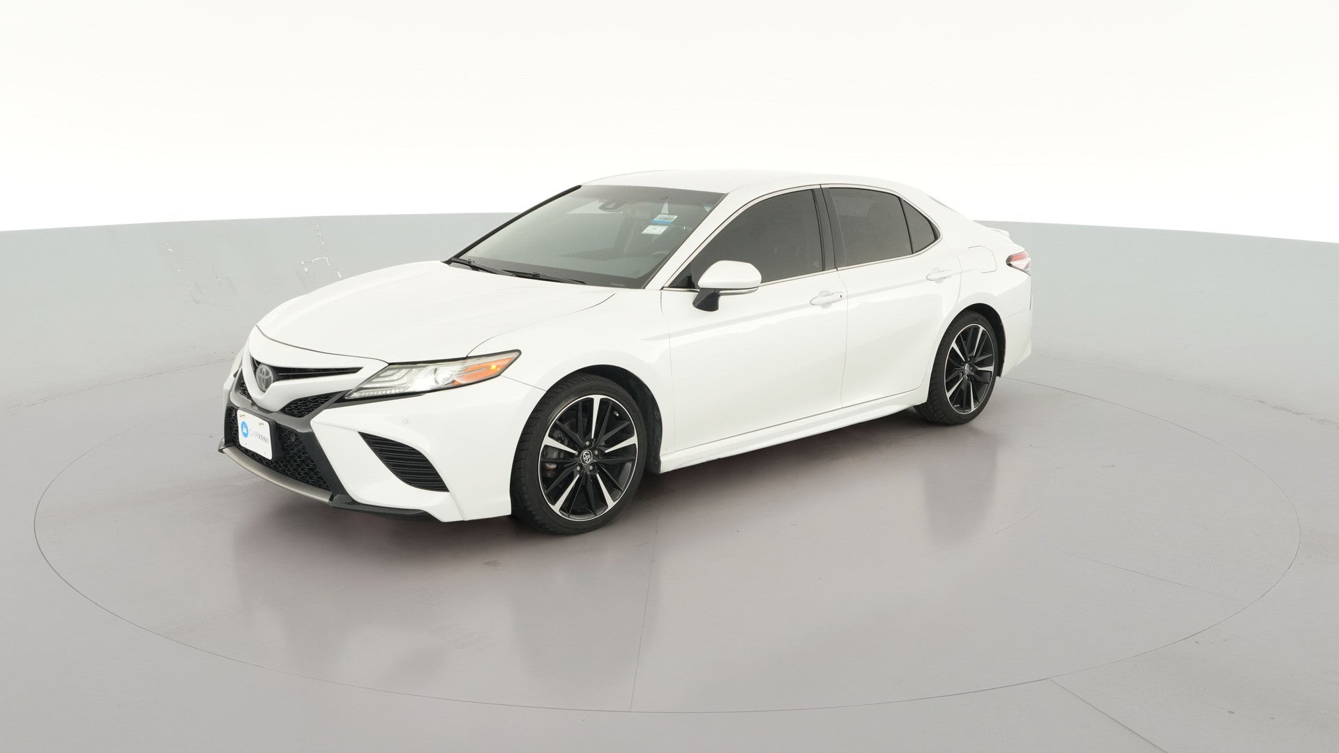2018 Toyota Camry vehicle photo