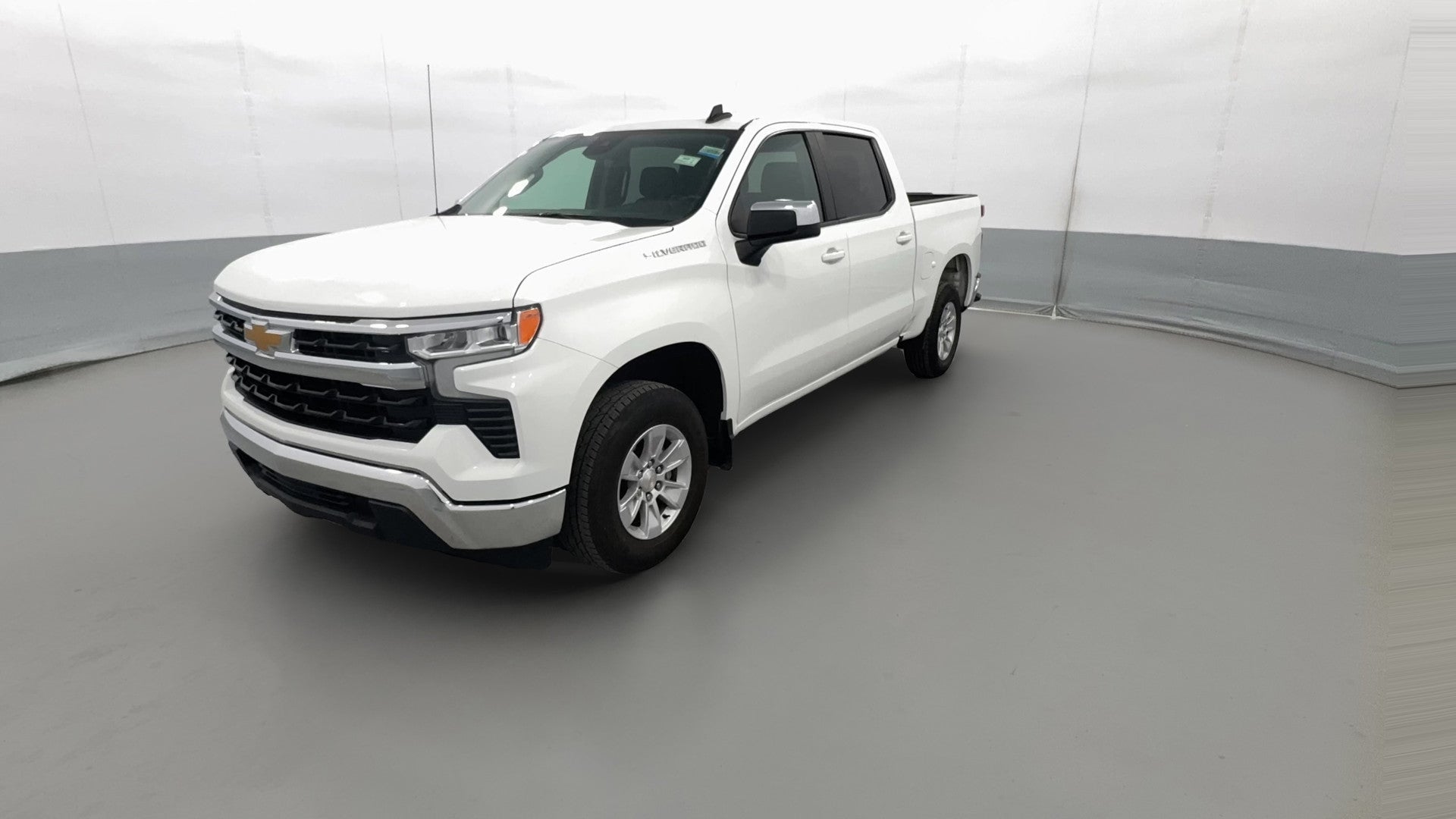 2025 Chevrolet Silverado 1500 Crew Cab vehicle photo