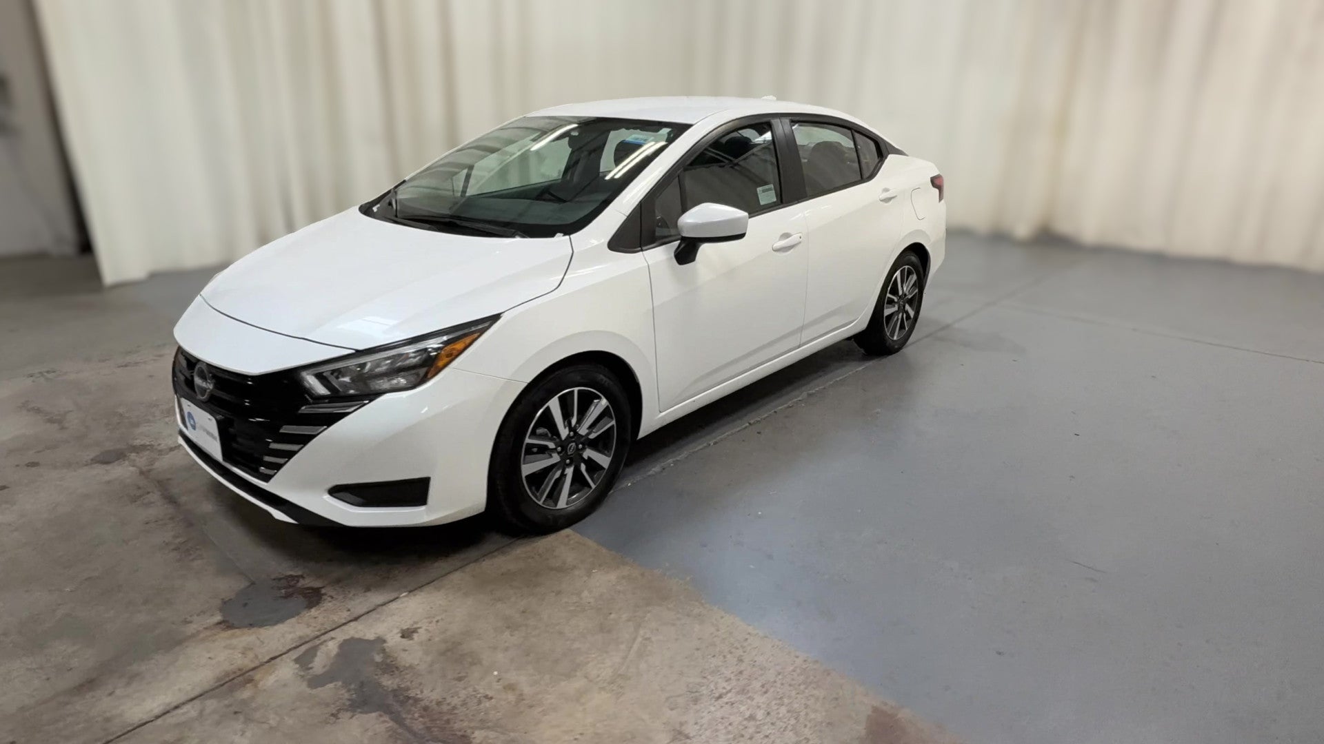 2025 Nissan Versa vehicle photo