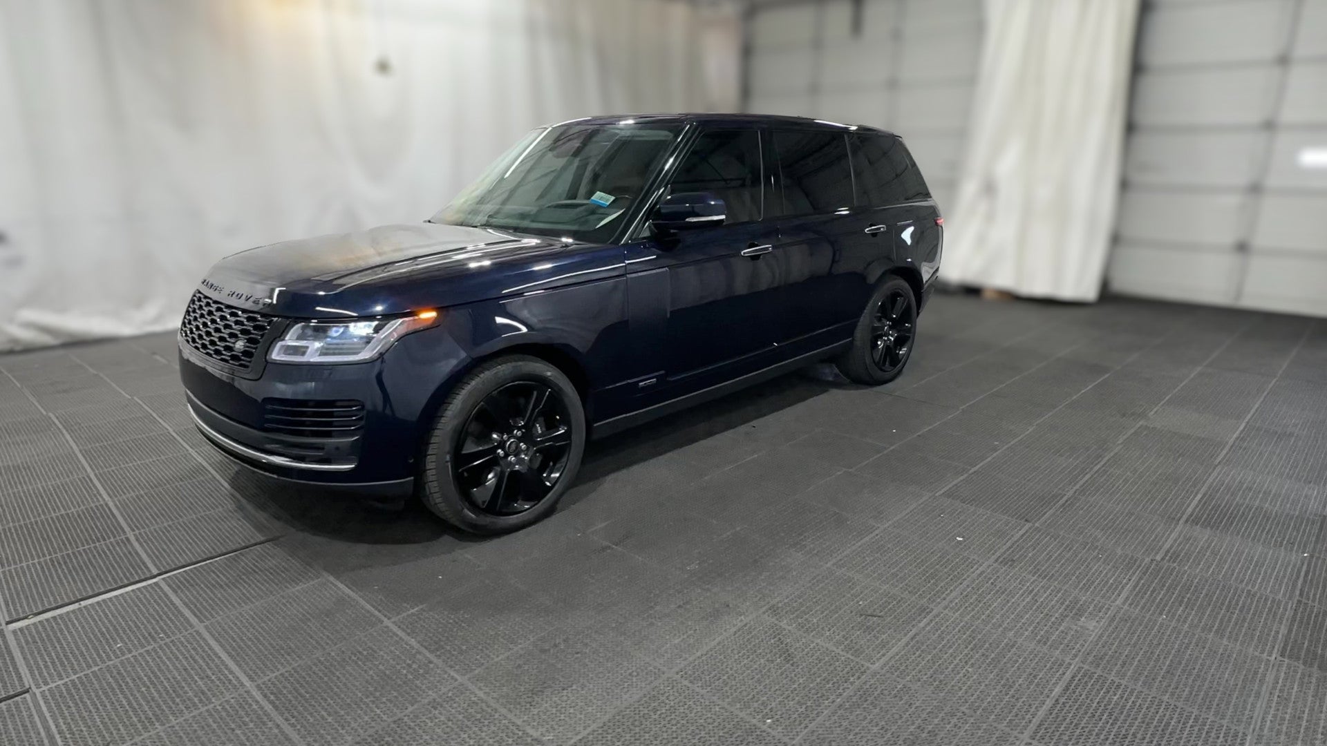 2021 Land Rover Range Rover vehicle photo