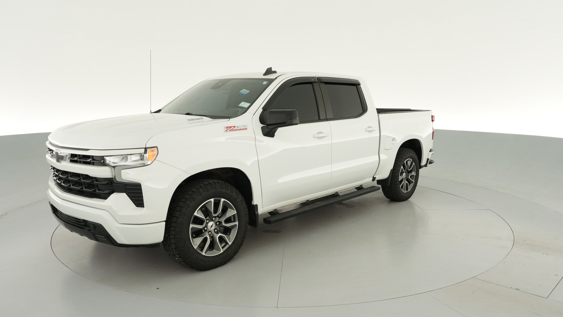 2022 Chevrolet Silverado 1500 Crew Cab vehicle photo