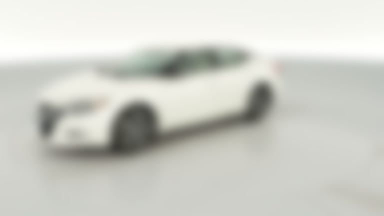 2017 Nissan Maxima vehicle photo