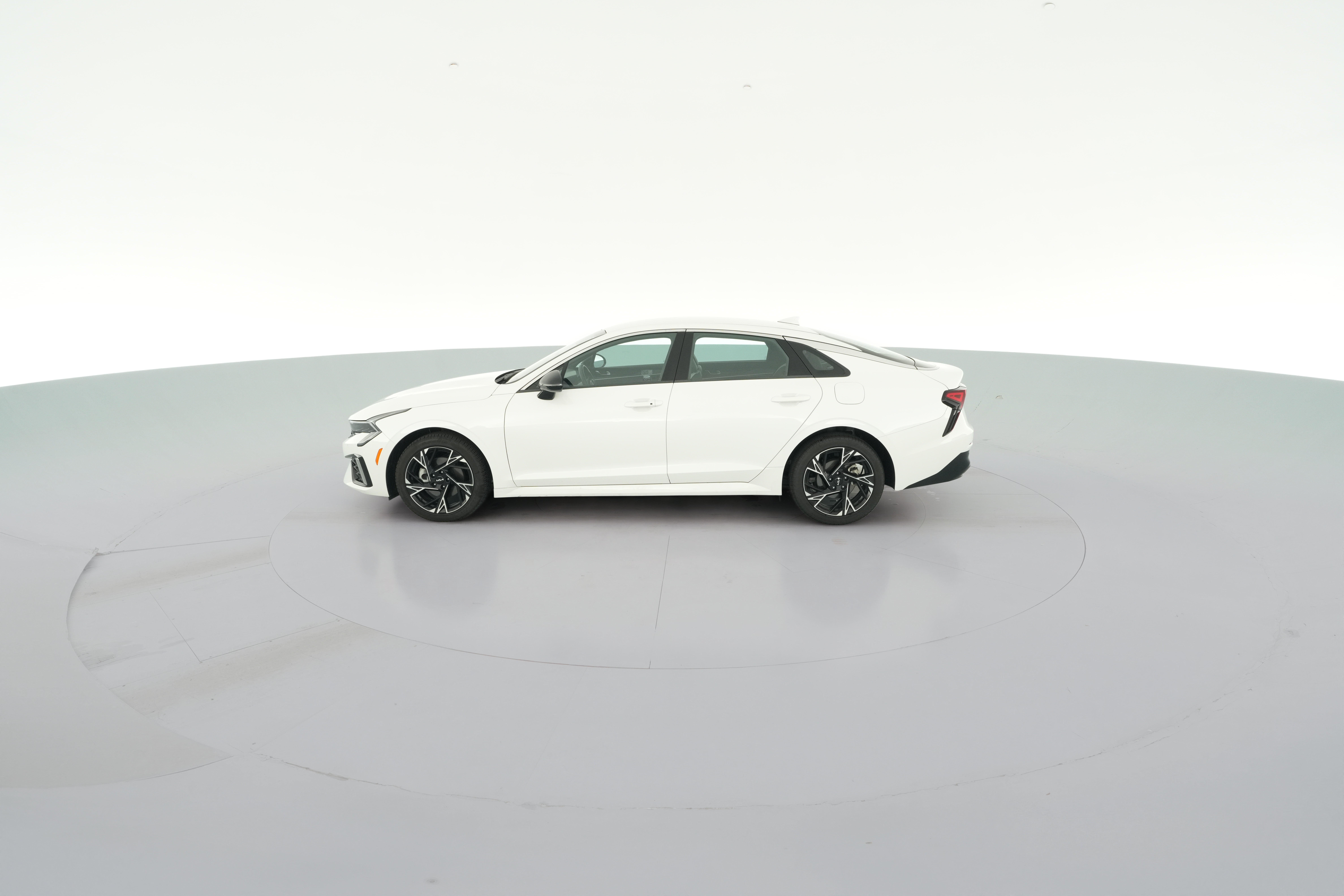 2025 Kia K5 GT-Line - Photo 27