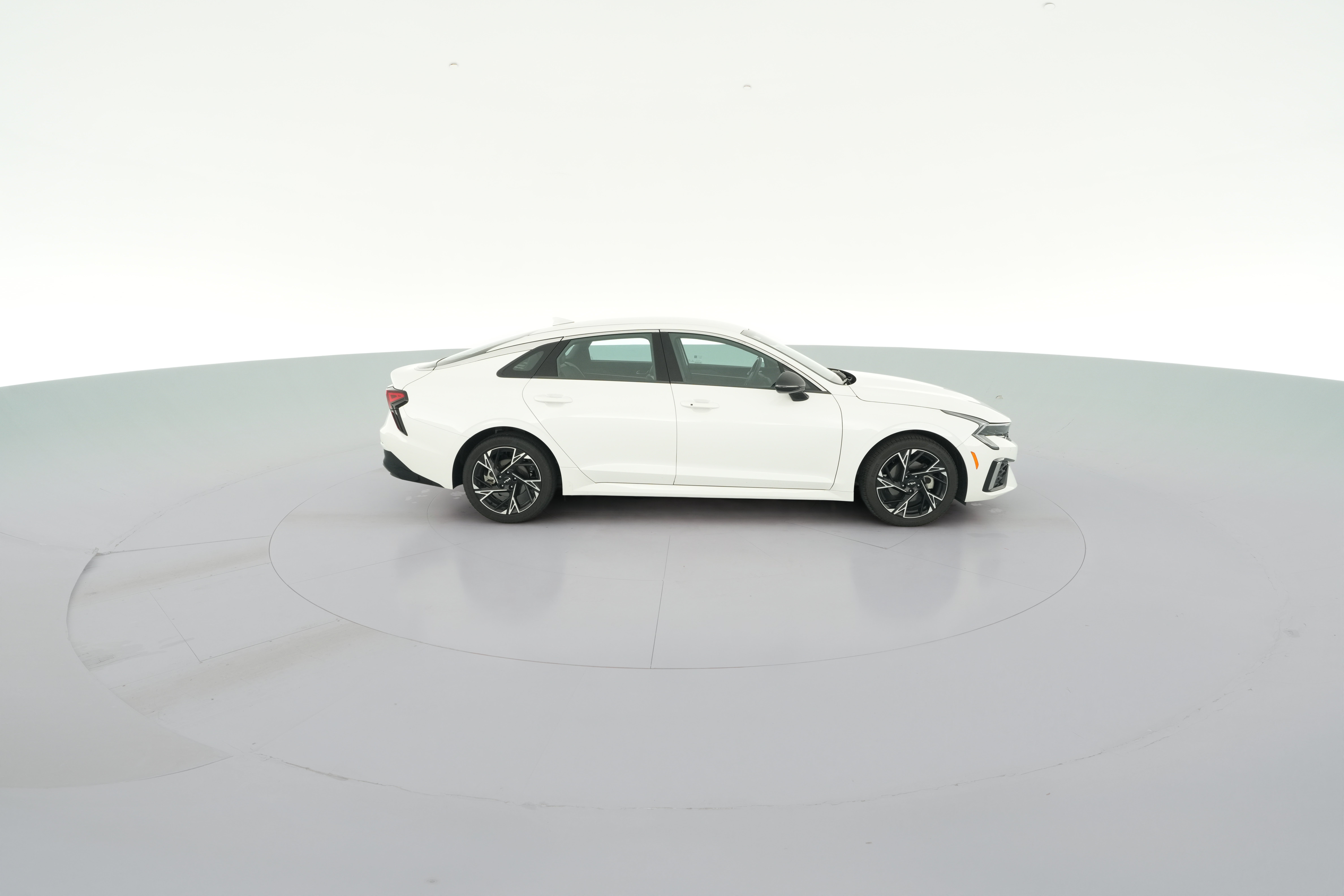 2025 Kia K5 GT-Line - Photo 35
