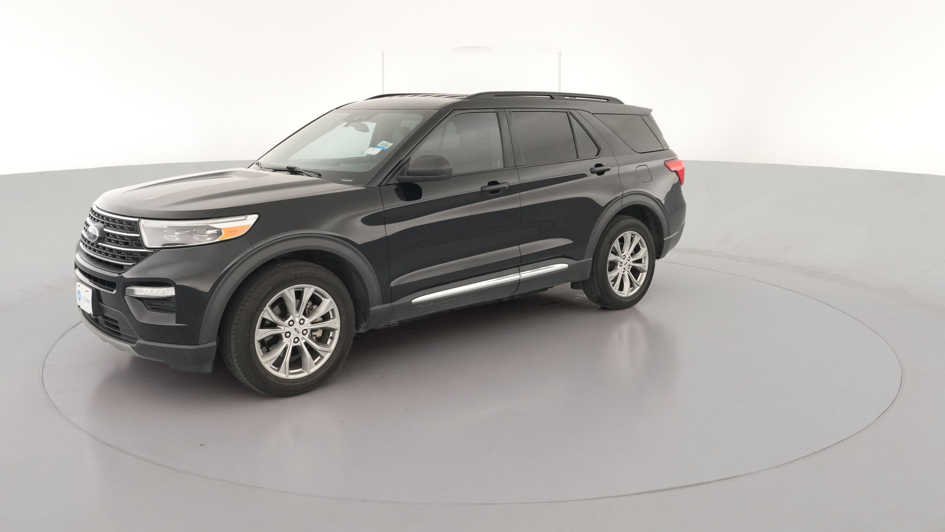 2020 Ford Explorer vehicle photo
