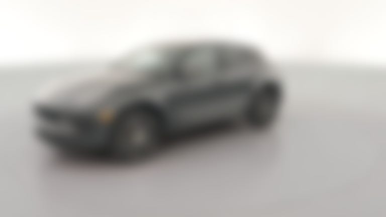 2023 Porsche Macan vehicle photo