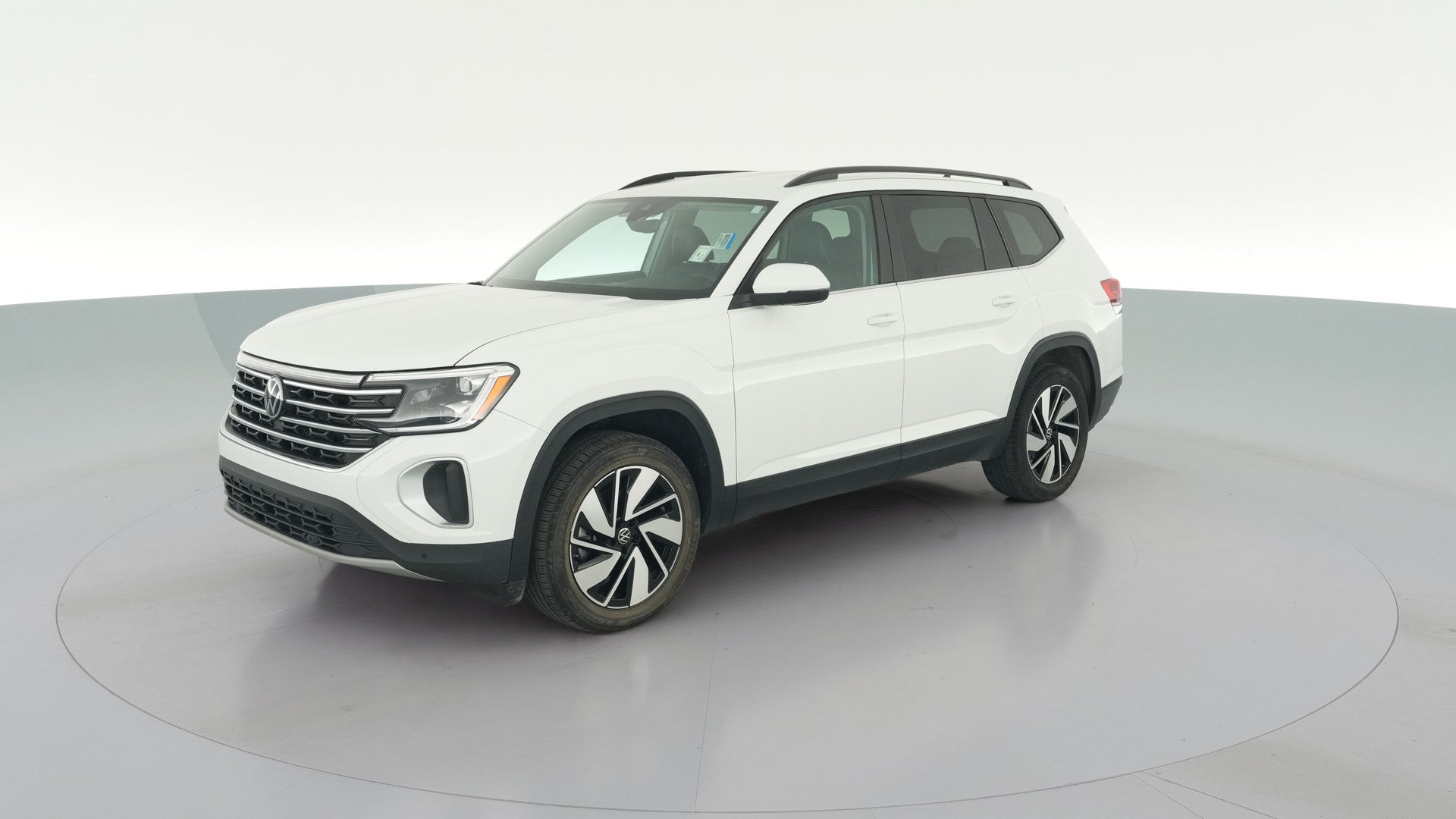 2025 Volkswagen Atlas vehicle photo