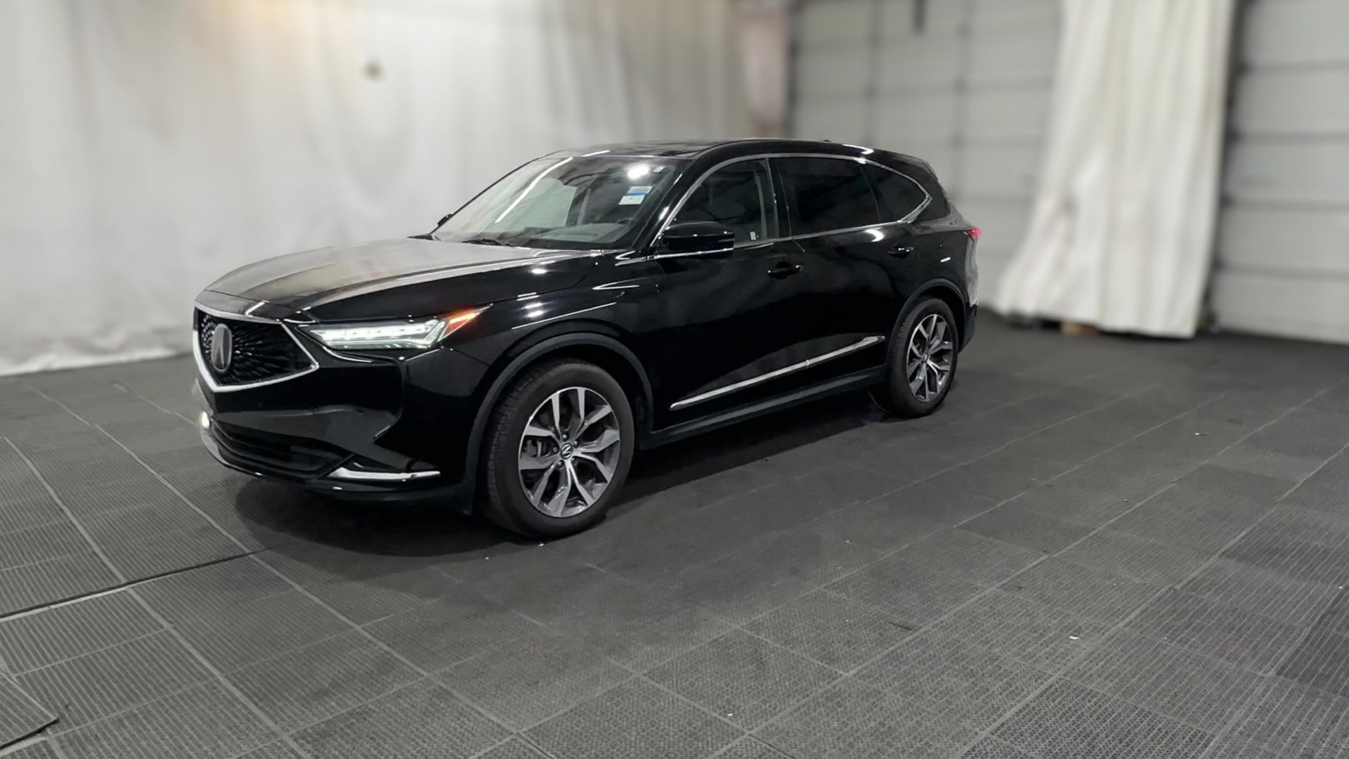 2023 Acura MDX vehicle photo
