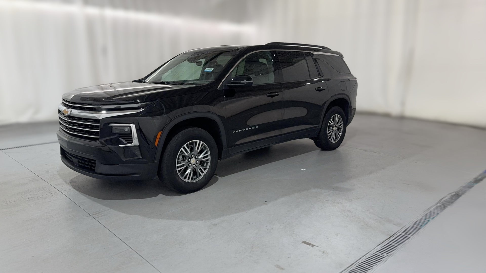 2025 Chevrolet Traverse vehicle photo