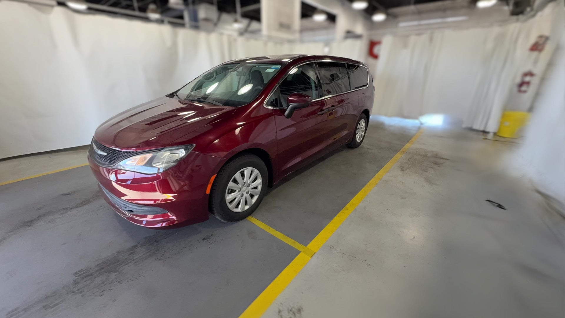 2018 Chrysler Pacifica vehicle photo