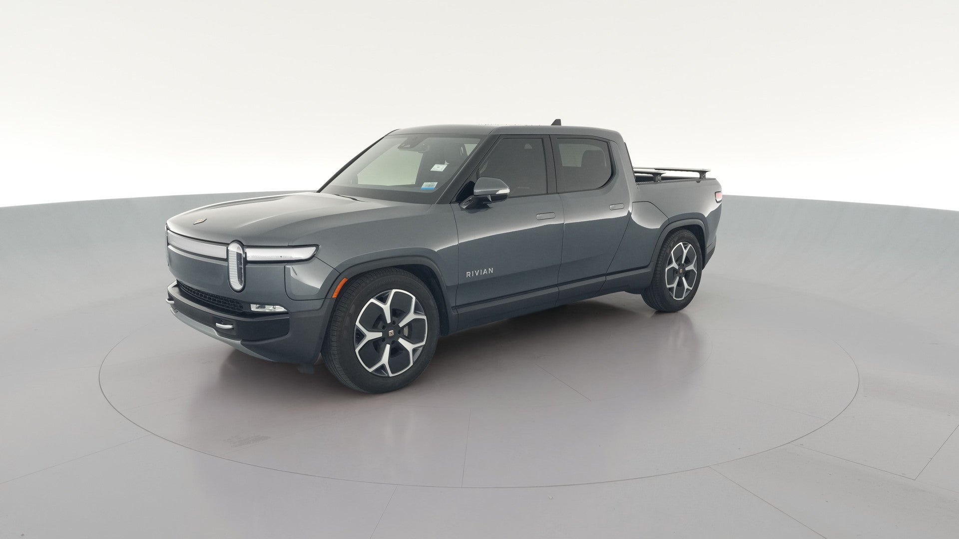 2024 Rivian R1T vehicle photo