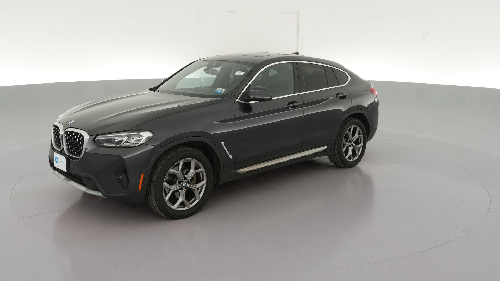 2024 BMW X4 vehicle photo