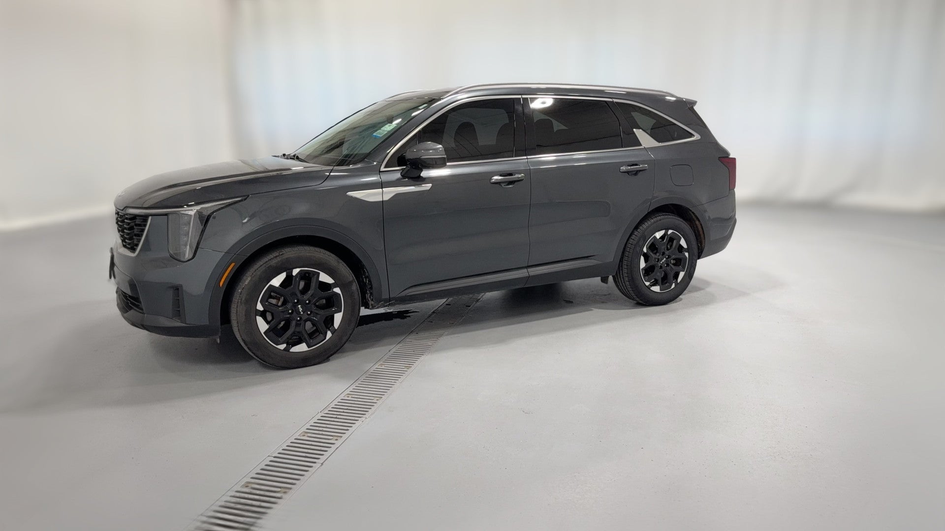 2024 Kia Sorento vehicle photo