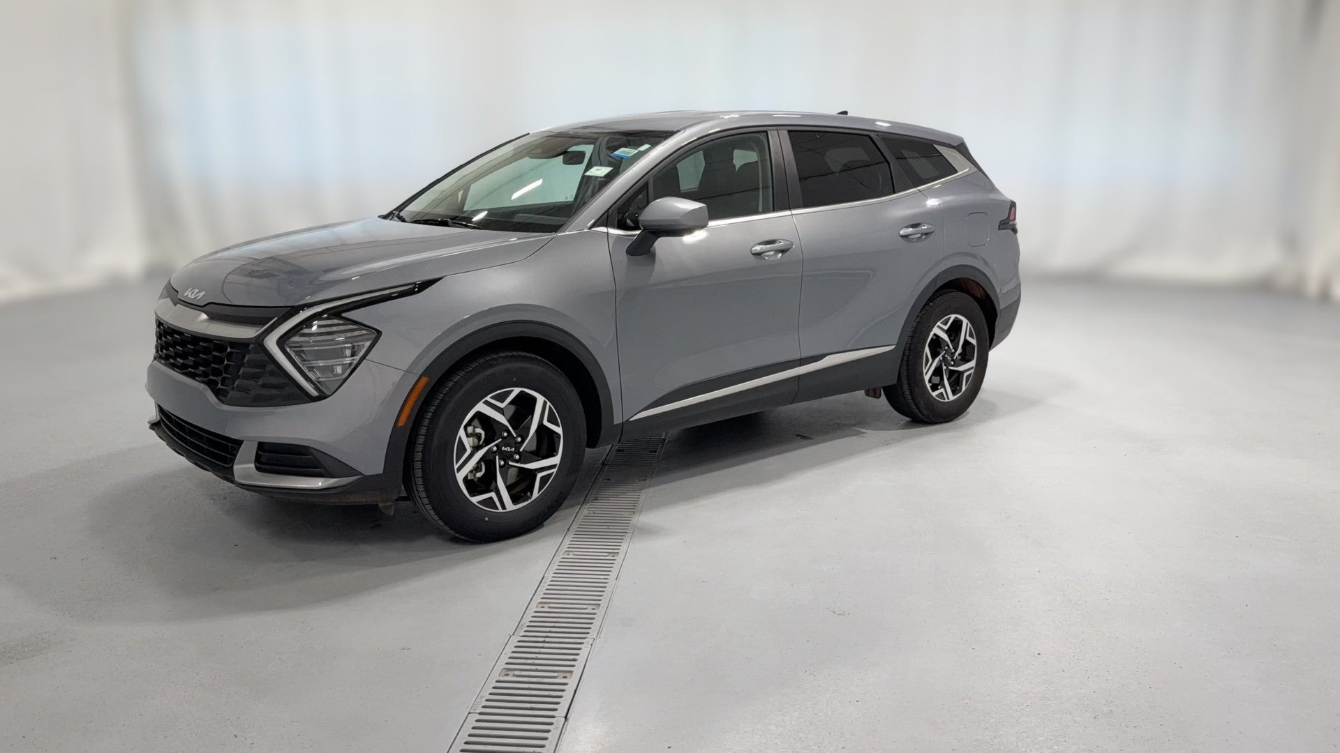 2025 Kia Sportage vehicle photo