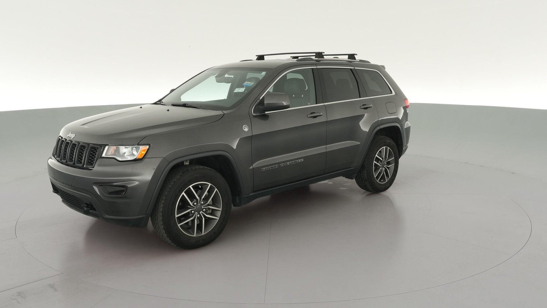 2020 Jeep Grand Cherokee vehicle photo
