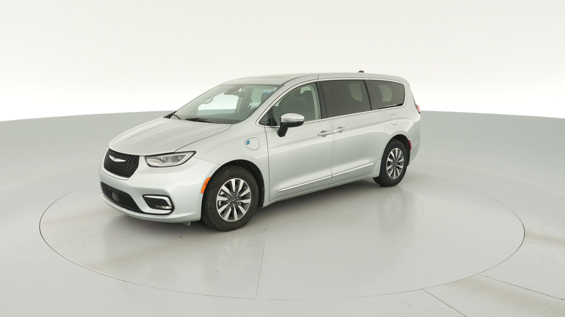 2023 Chrysler Pacifica Hybrid vehicle photo