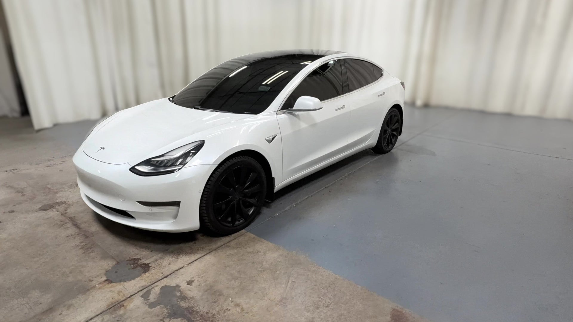 2020 Tesla Model 3 vehicle photo