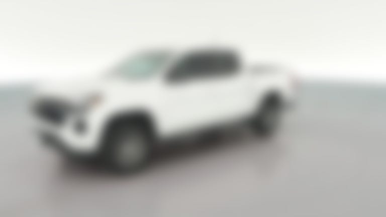 2024 Chevrolet Colorado Crew Cab vehicle photo