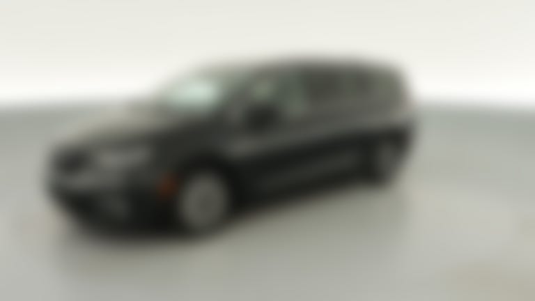 2024 Chrysler Pacifica Hybrid vehicle photo