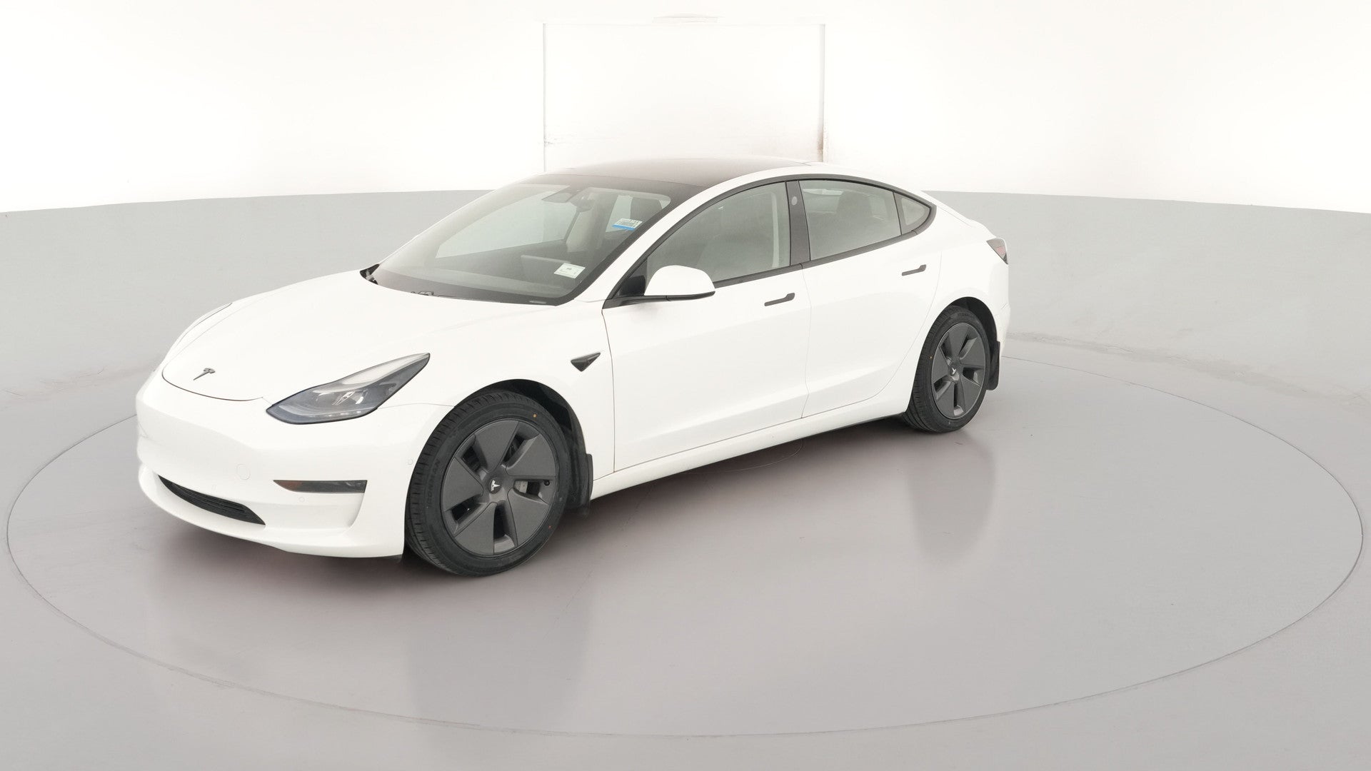 2021 Tesla Model 3 vehicle photo