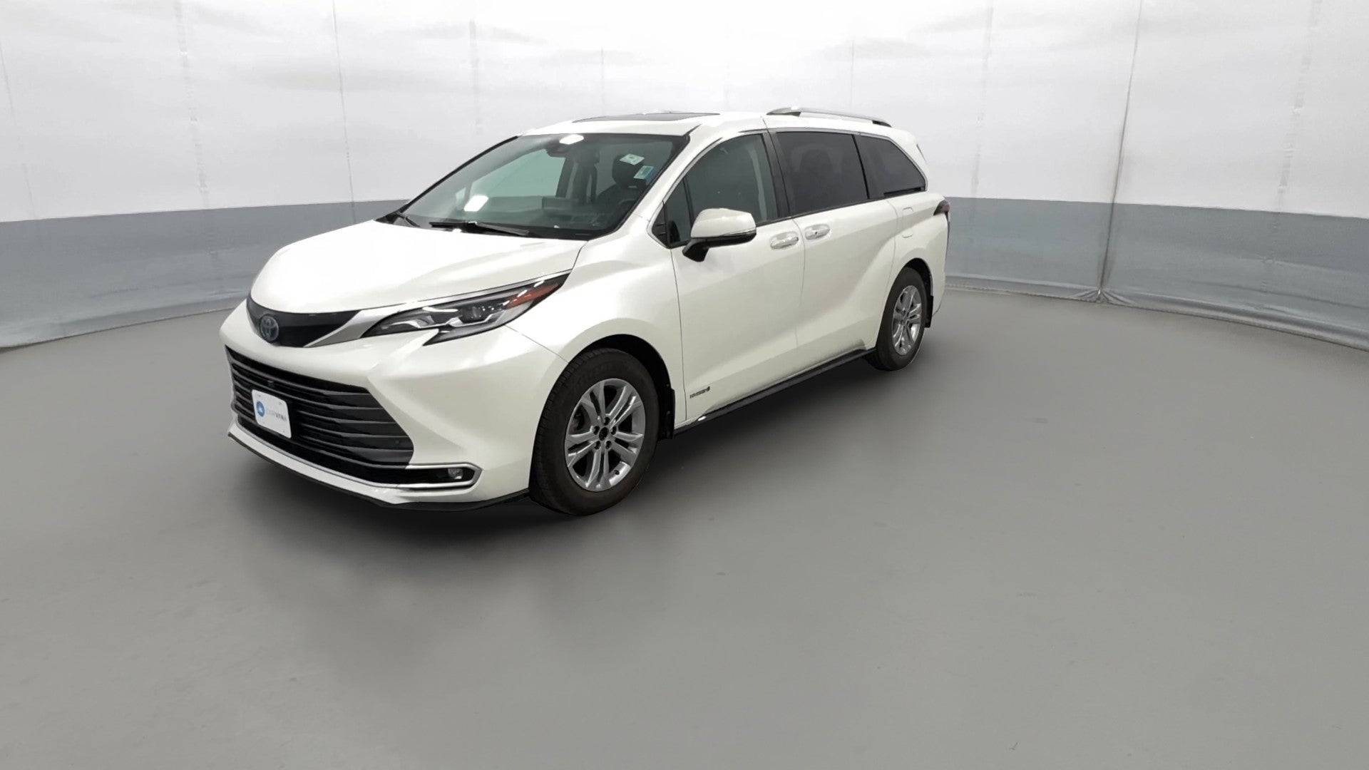 2021 Toyota Sienna vehicle photo