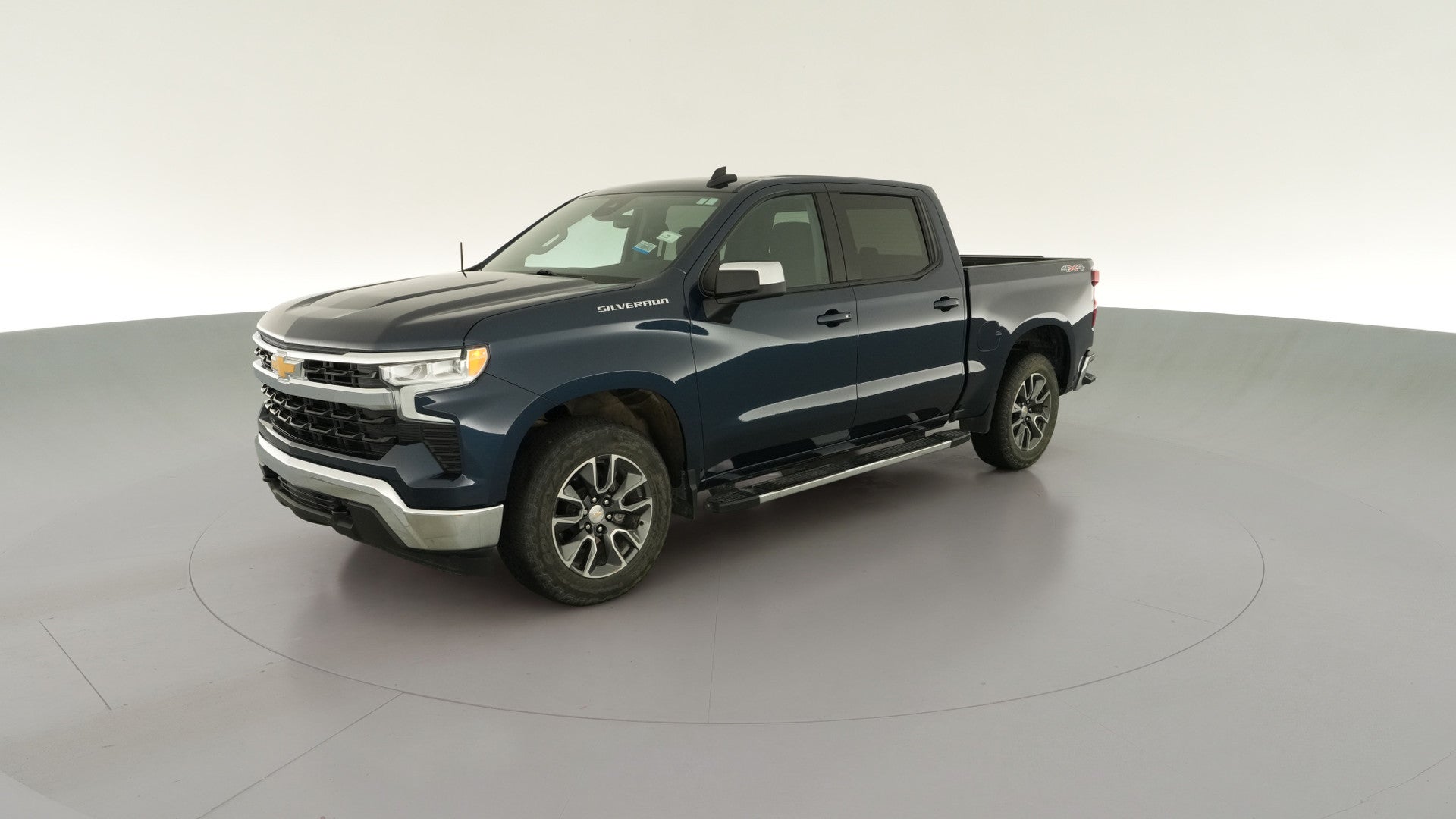 2023 Chevrolet Silverado 1500 Crew Cab vehicle photo
