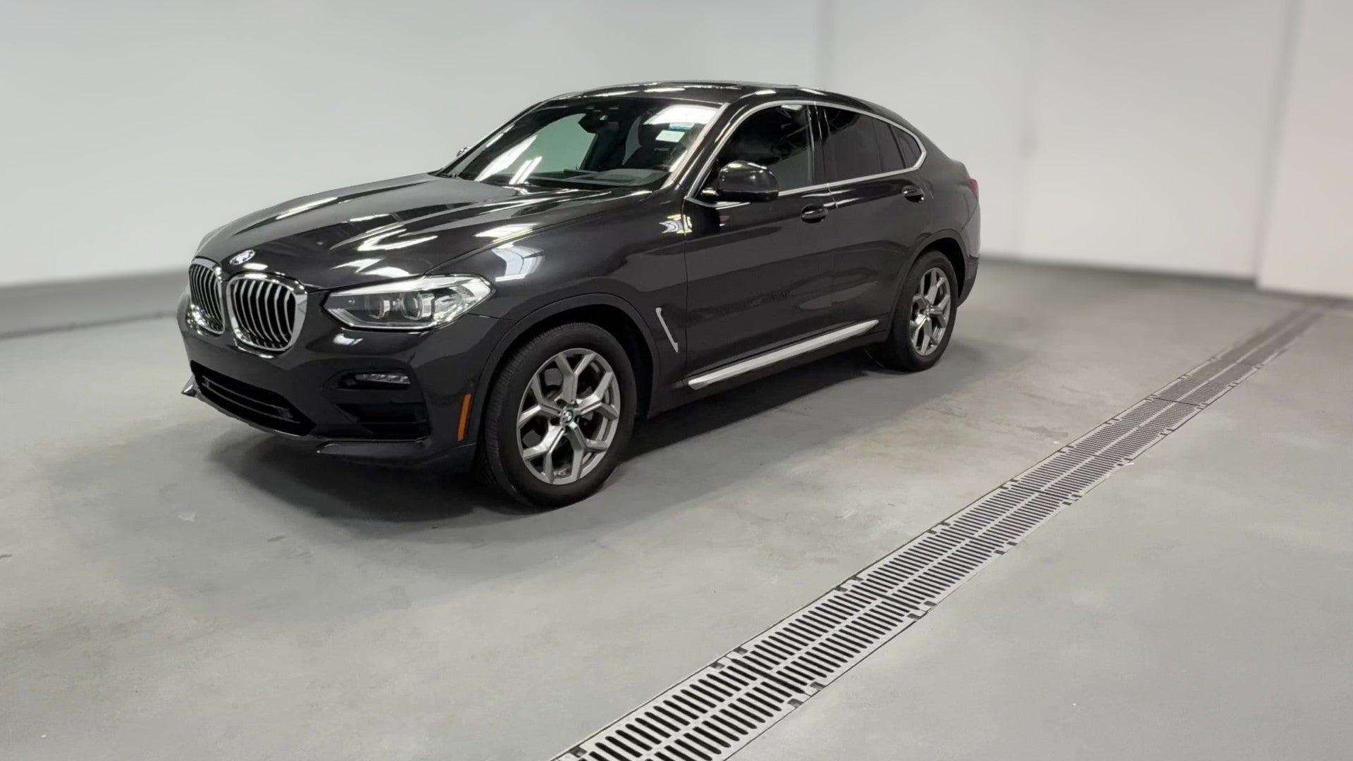 2021 BMW X4 vehicle photo
