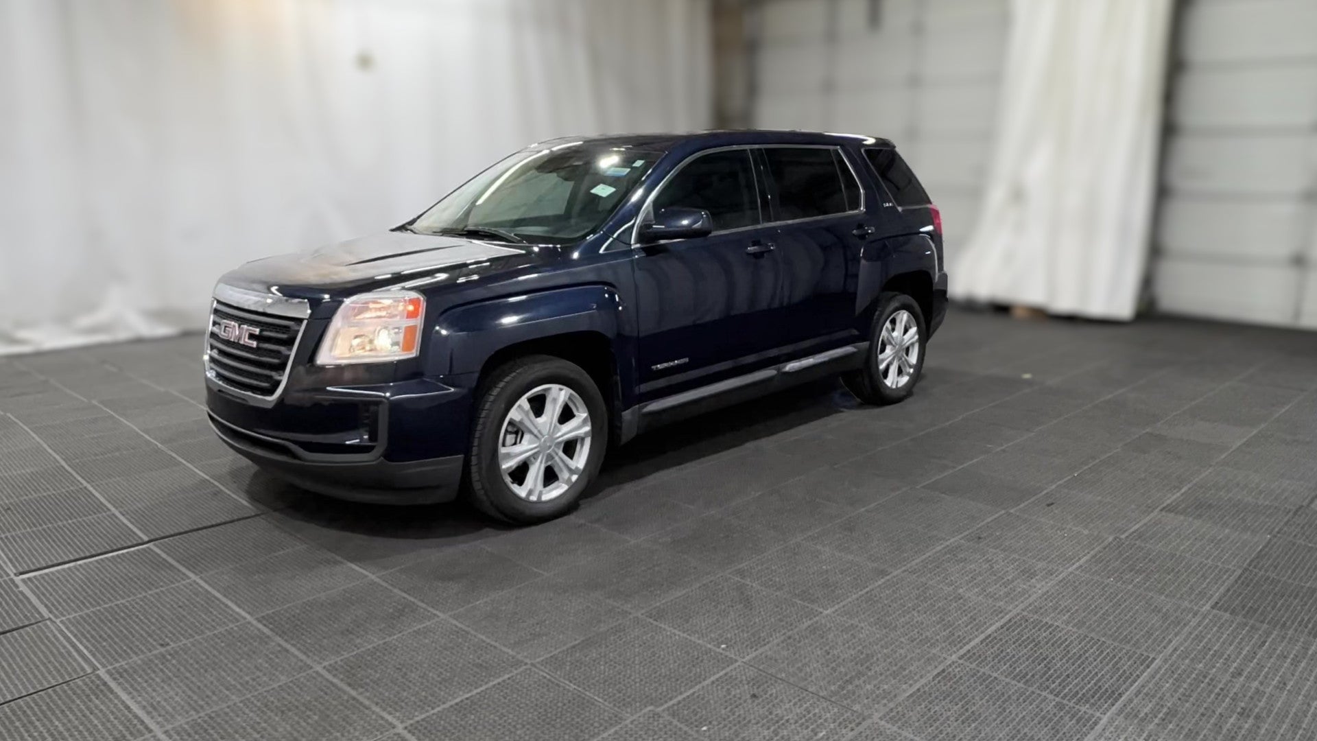 2017 GMC Terrain vehicle photo