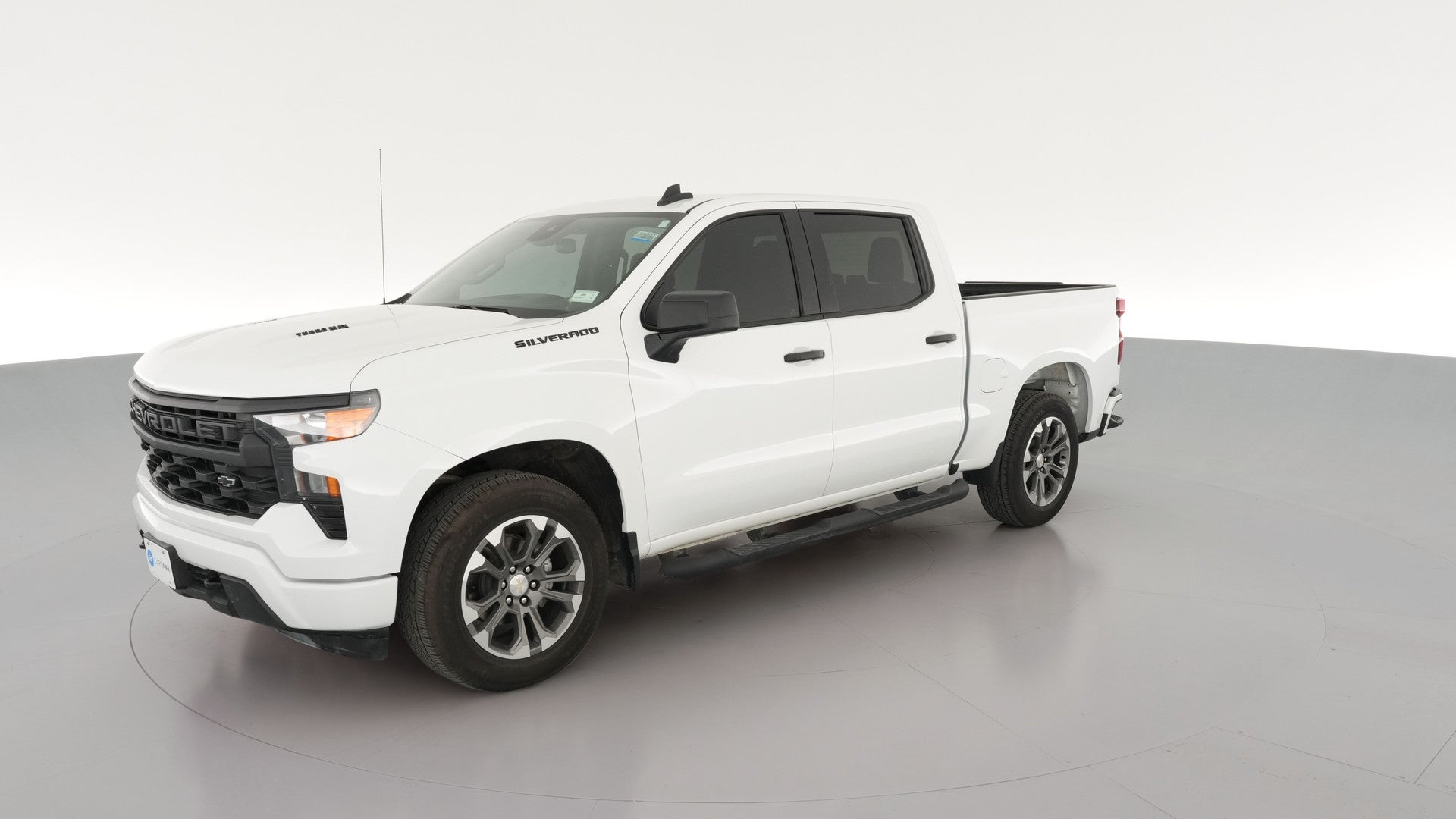 2025 Chevrolet Silverado 1500 Crew Cab vehicle photo