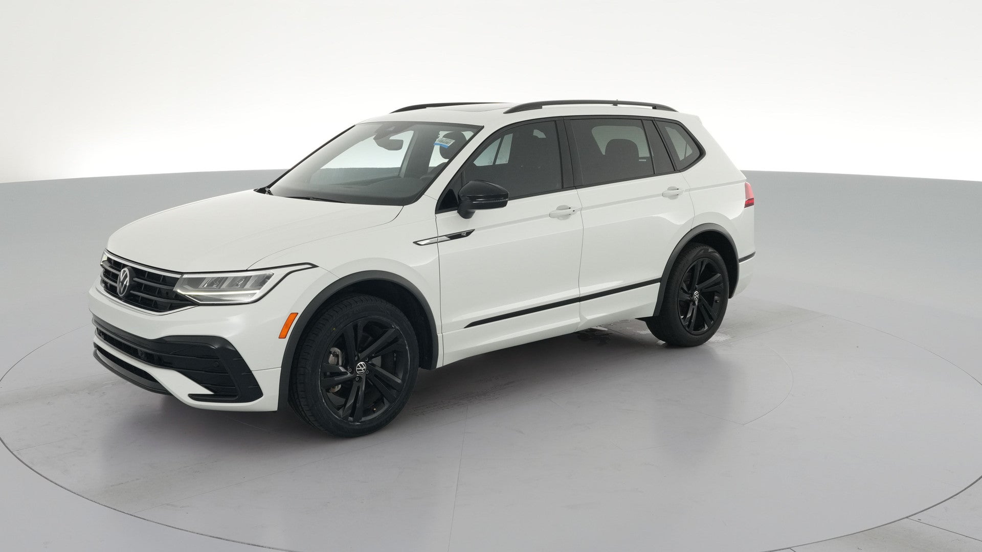2023 Volkswagen Tiguan vehicle photo