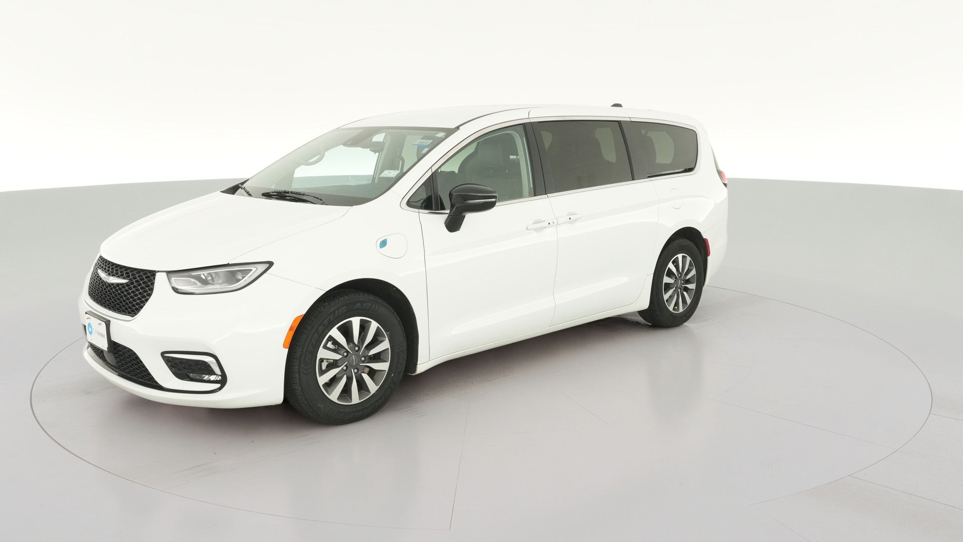 2024 Chrysler Pacifica Hybrid vehicle photo