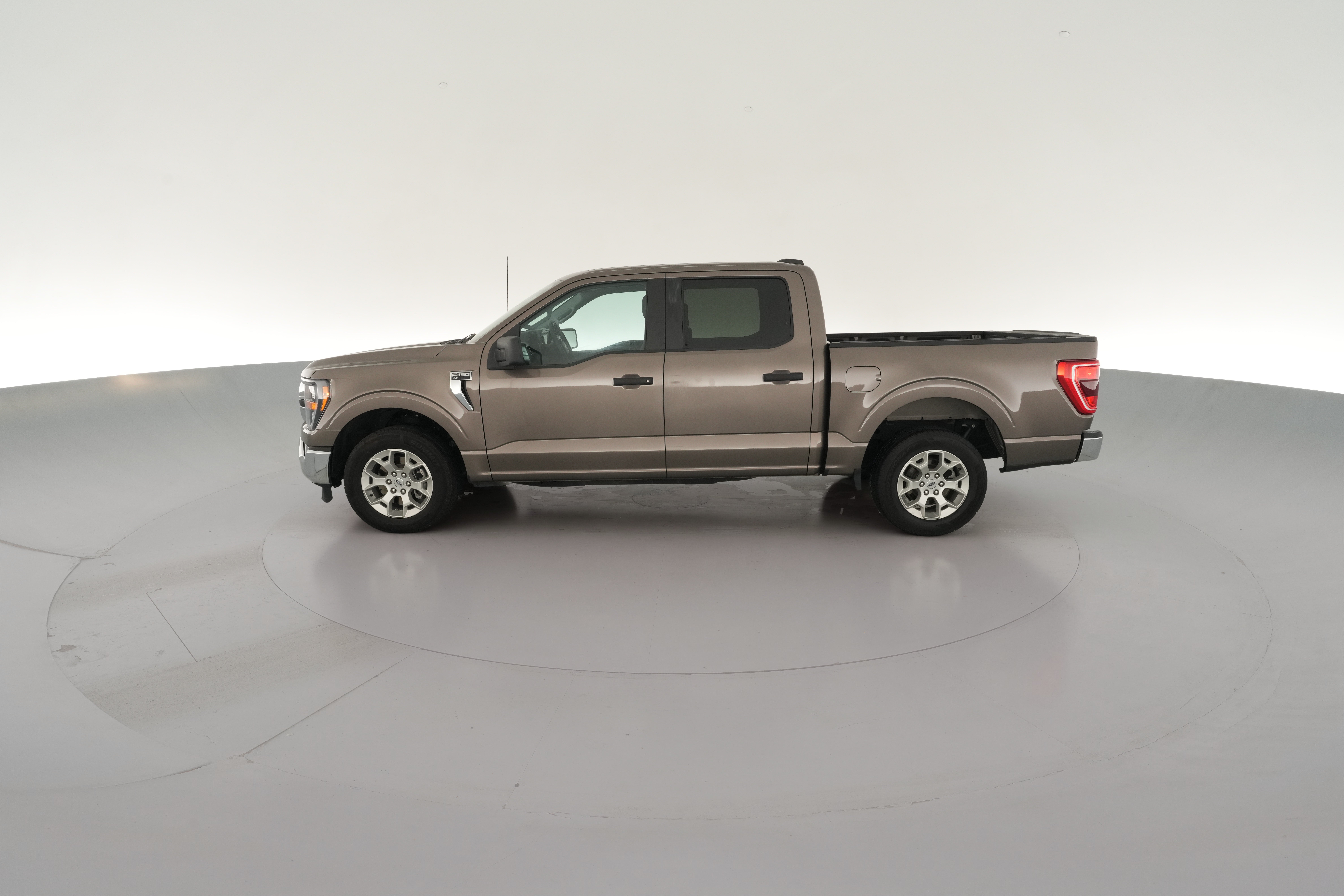 2023 Ford F-150 XLT - Photo 21