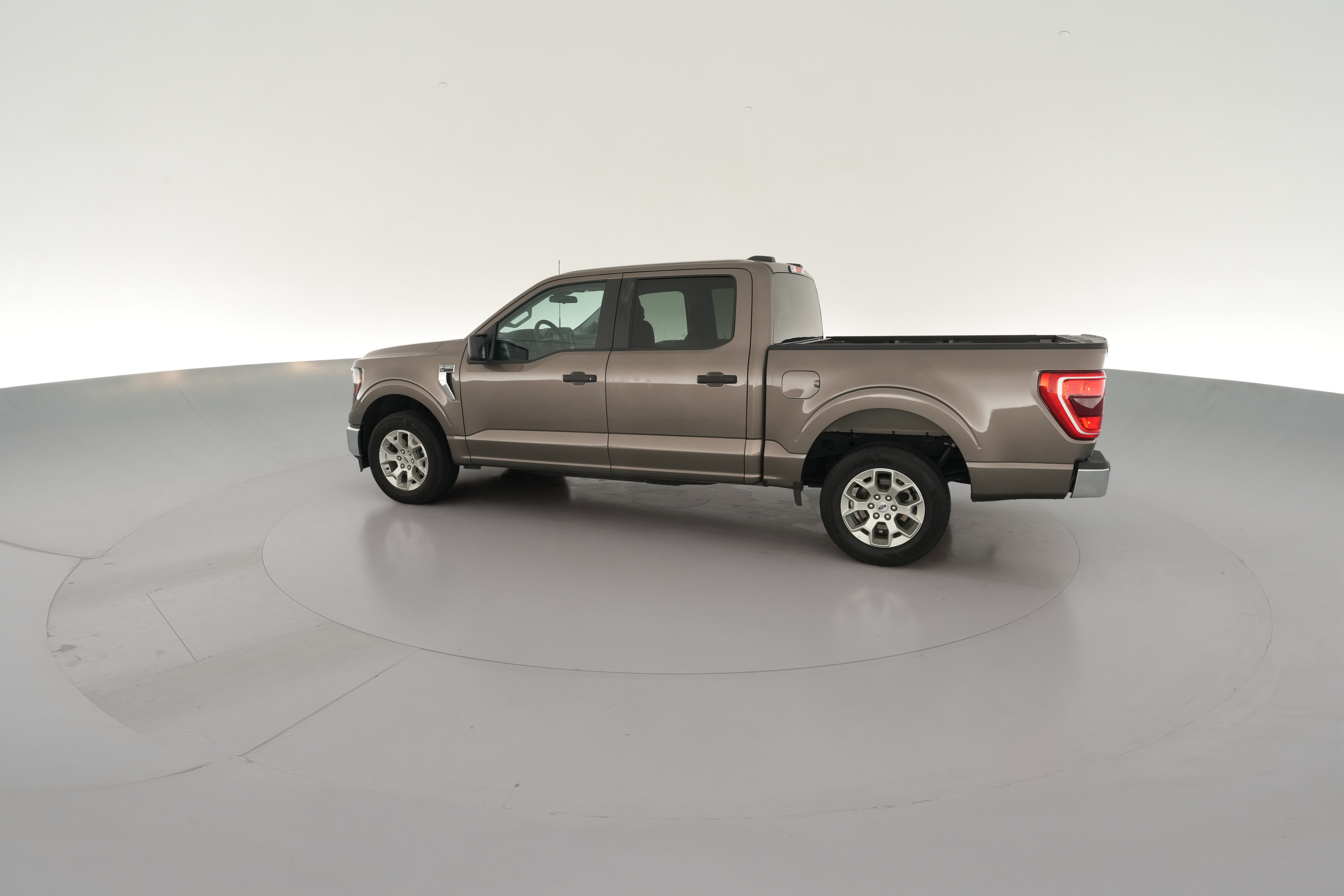 2023 Ford F-150 XLT - Photo 22