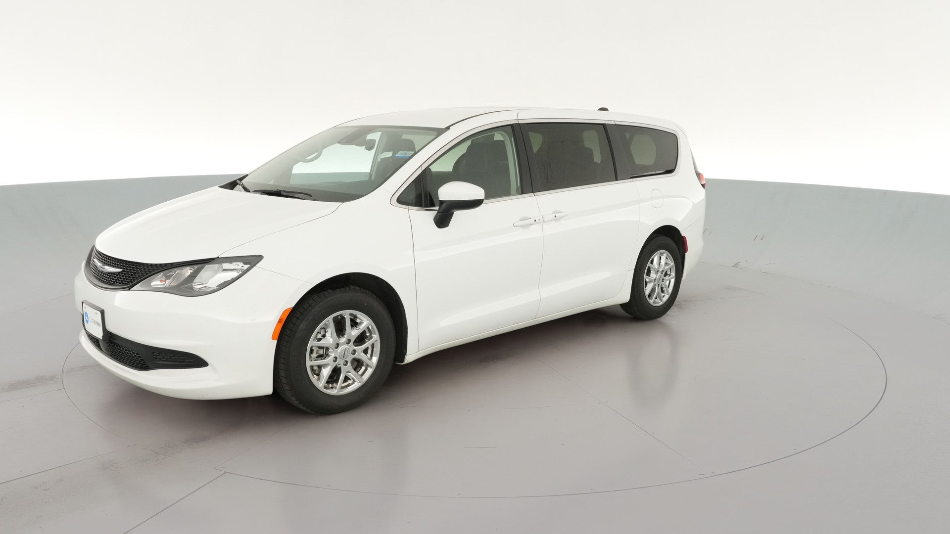 2023 Chrysler Voyager vehicle photo