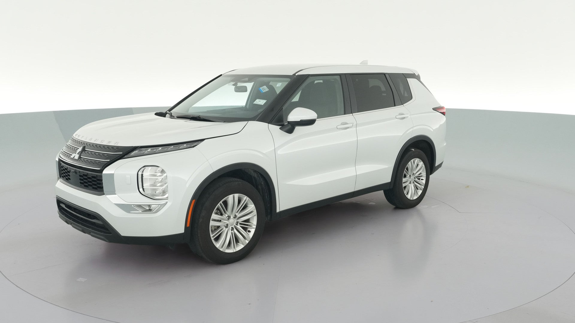 2024 Mitsubishi Outlander vehicle photo