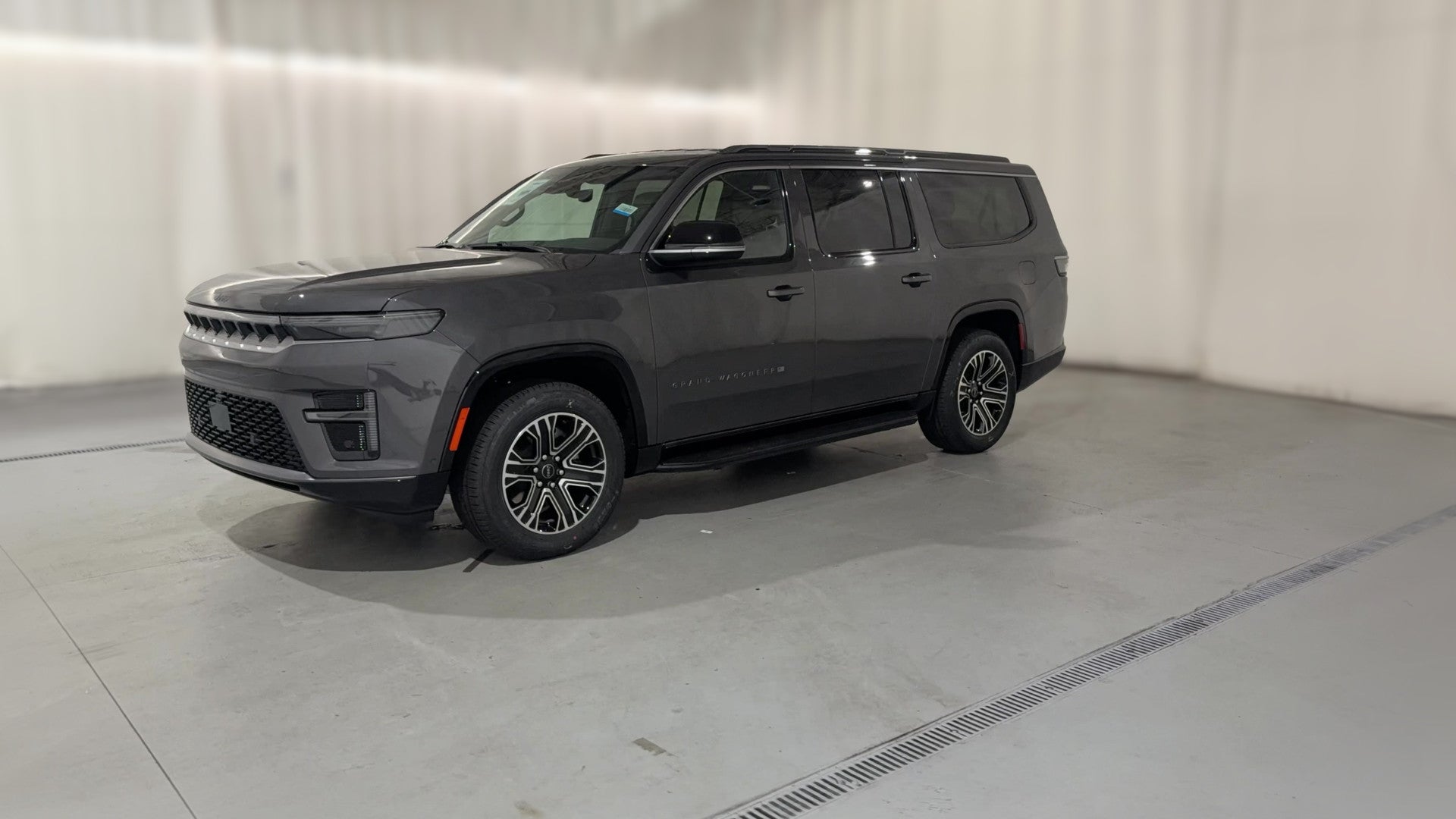 2026 Jeep Grand Wagoneer L vehicle photo