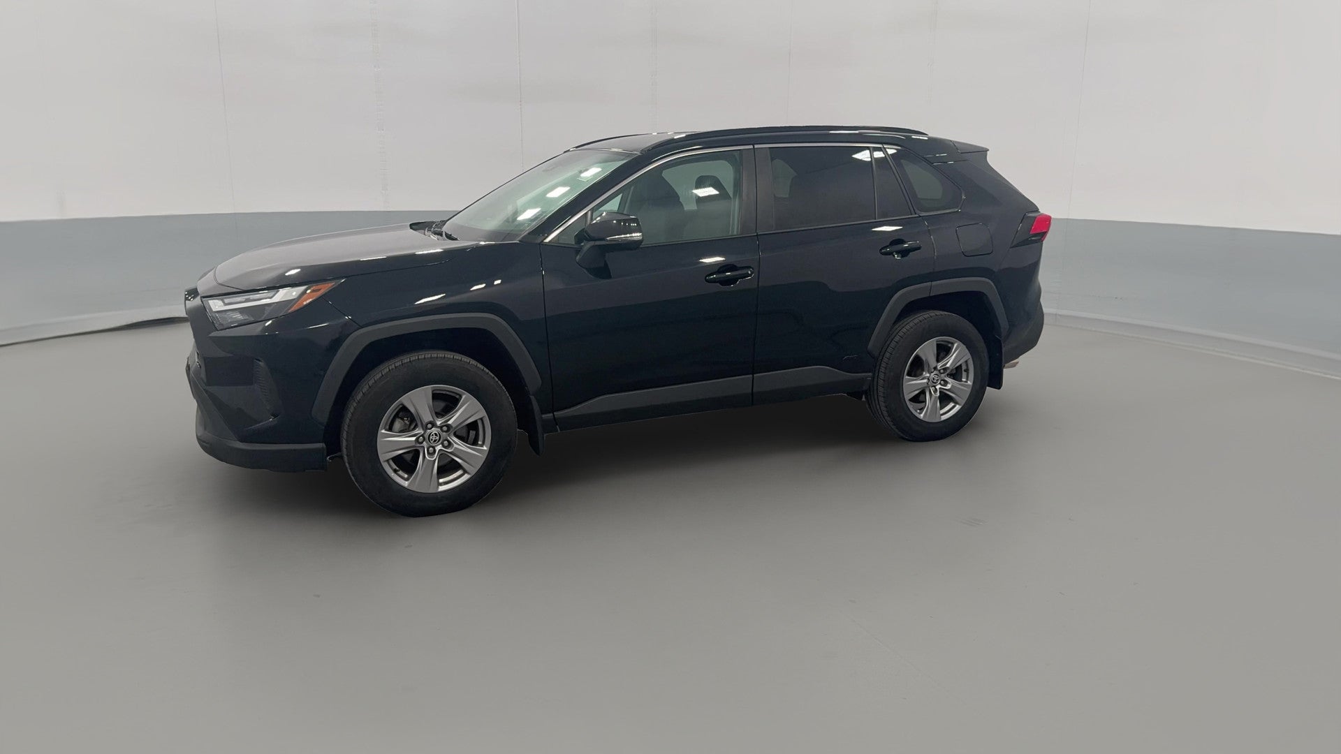 2022 Toyota RAV4 Hybrid vehicle photo