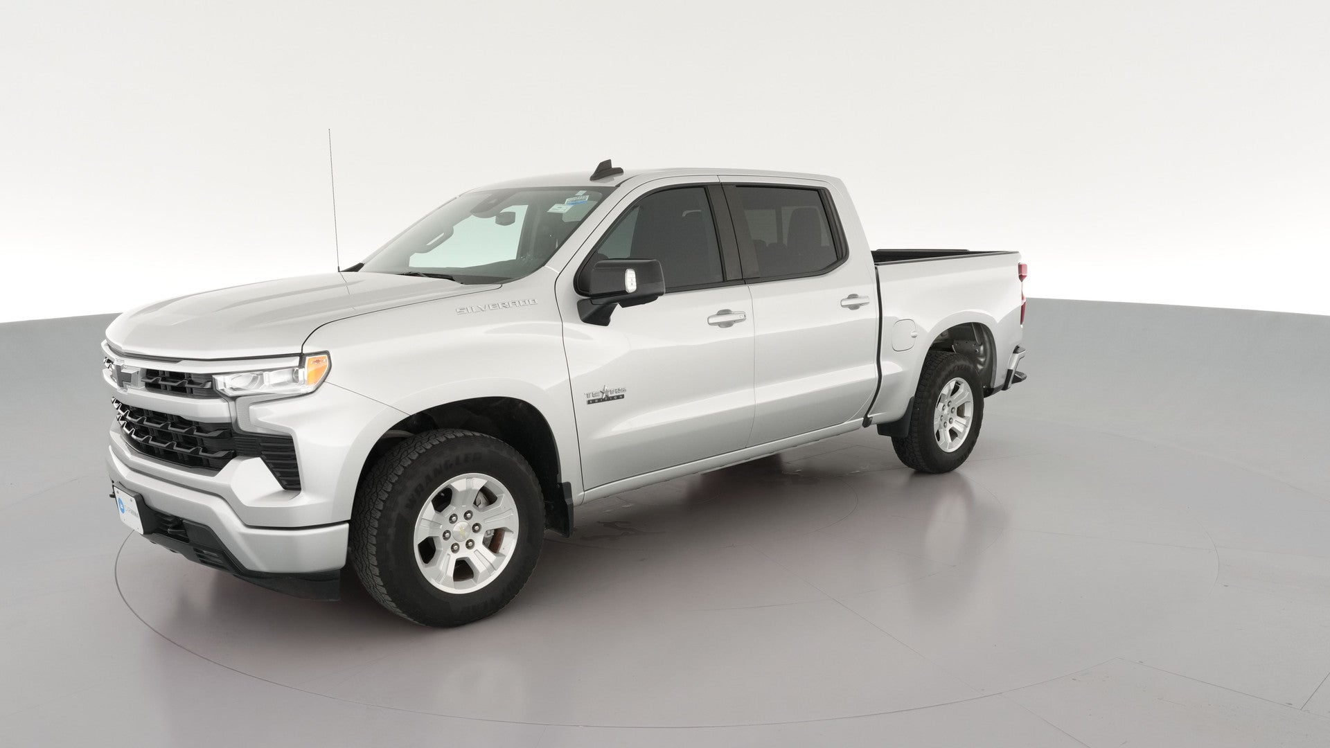 2022 Chevrolet Silverado 1500 Crew Cab vehicle photo