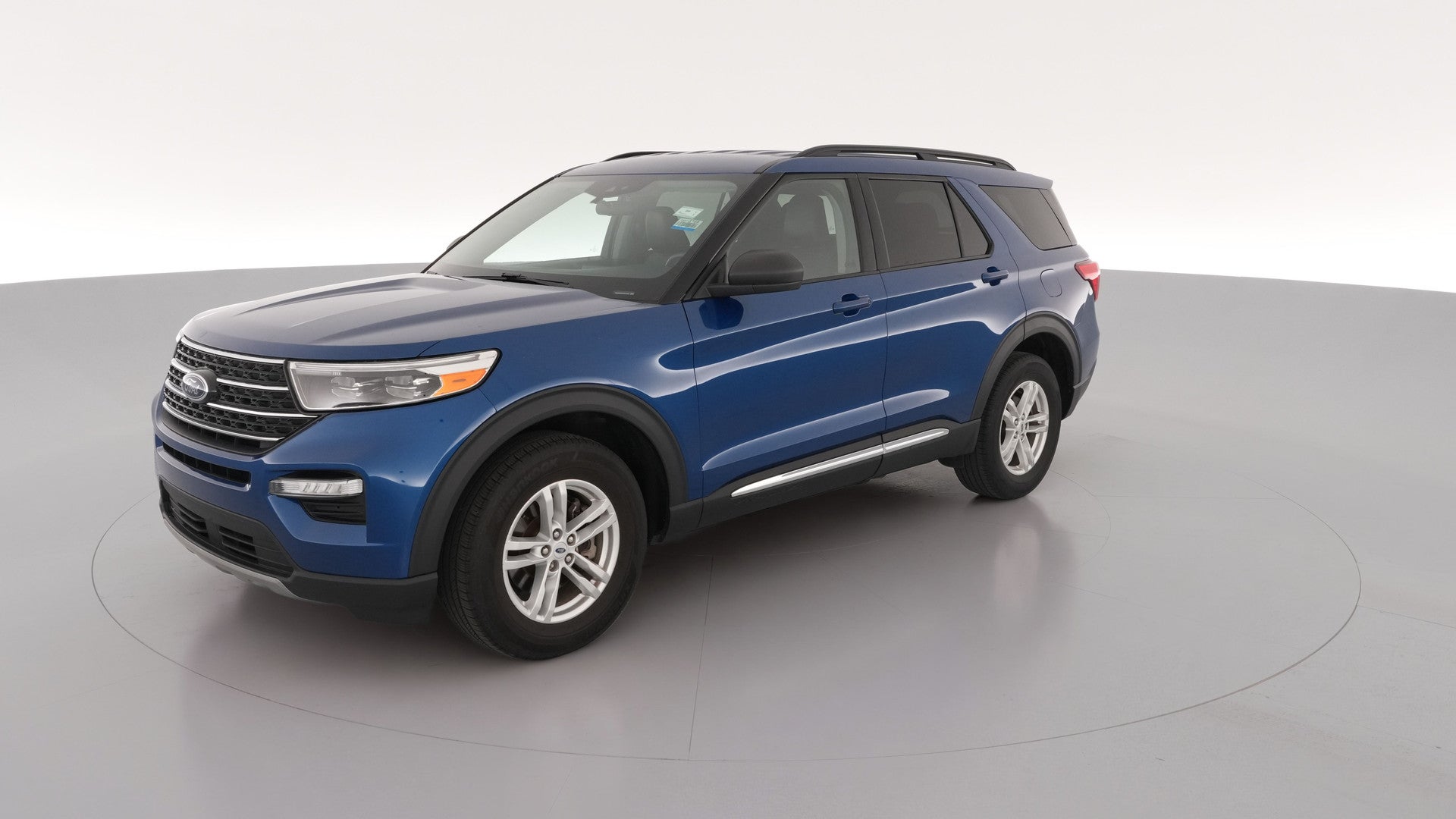 2023 Ford Explorer vehicle photo