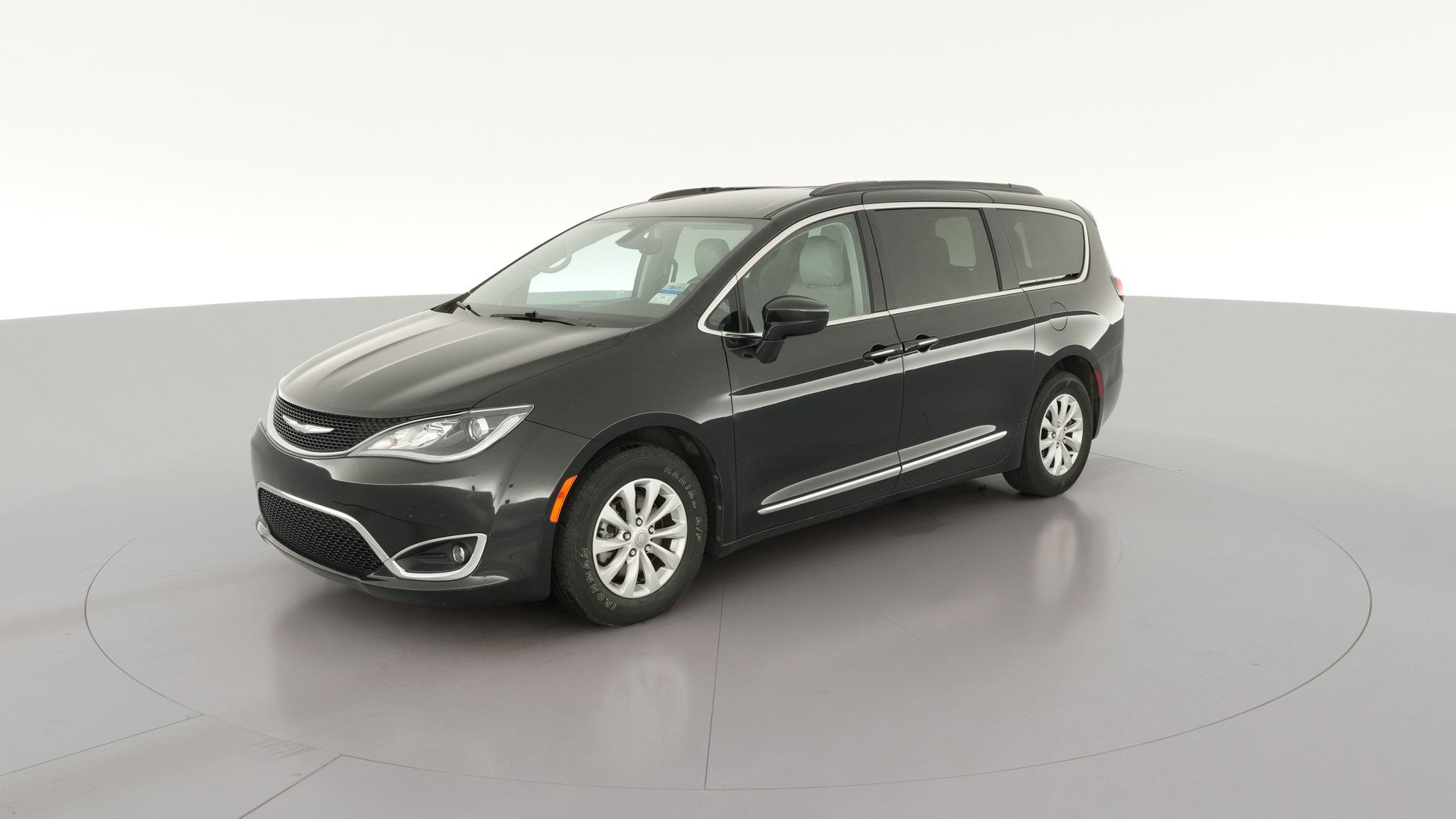 2017 Chrysler Pacifica vehicle photo