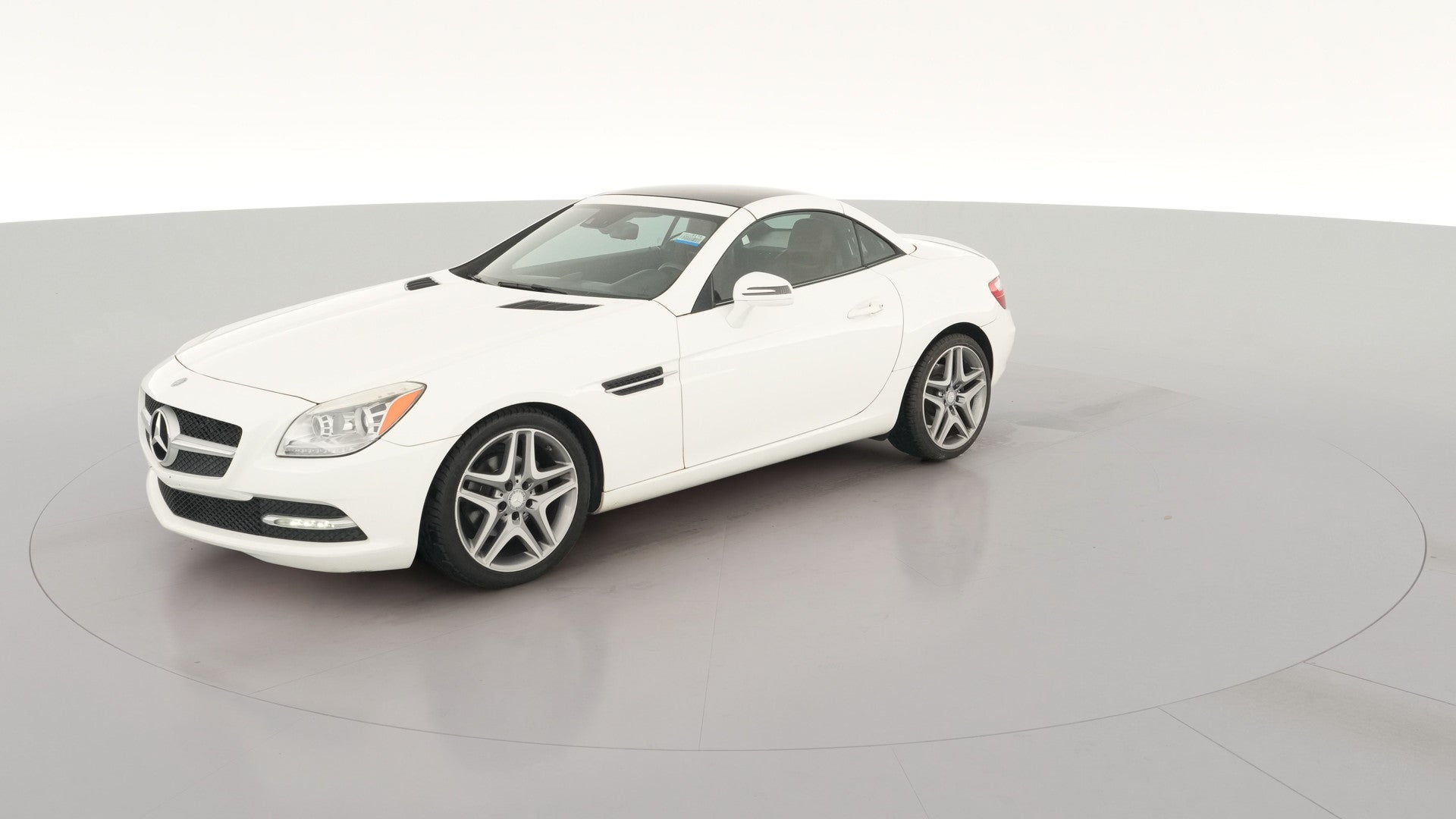 2015 Mercedes-Benz SLK-Class vehicle photo