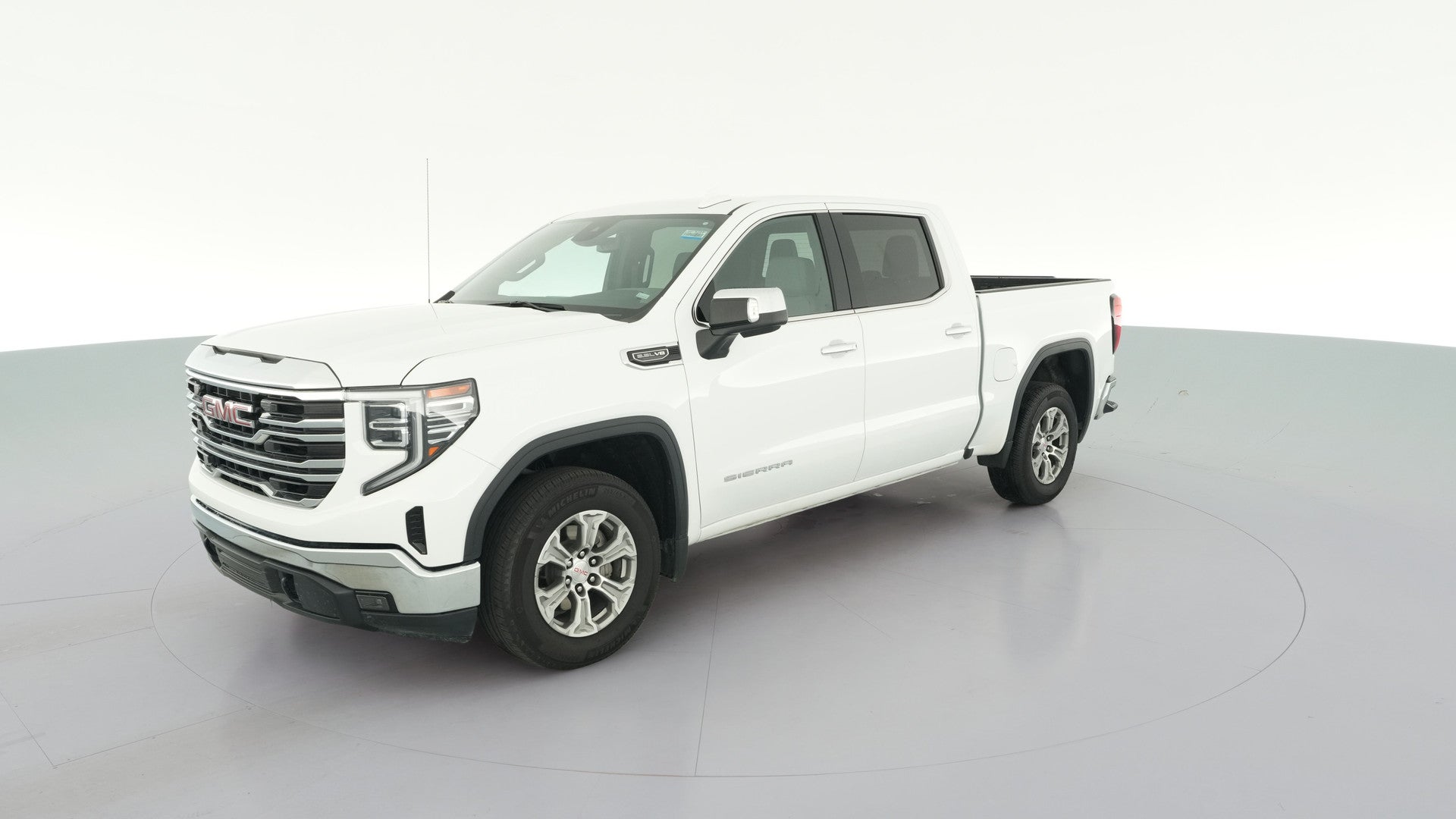 2025 GMC Sierra 1500 Crew Cab vehicle photo