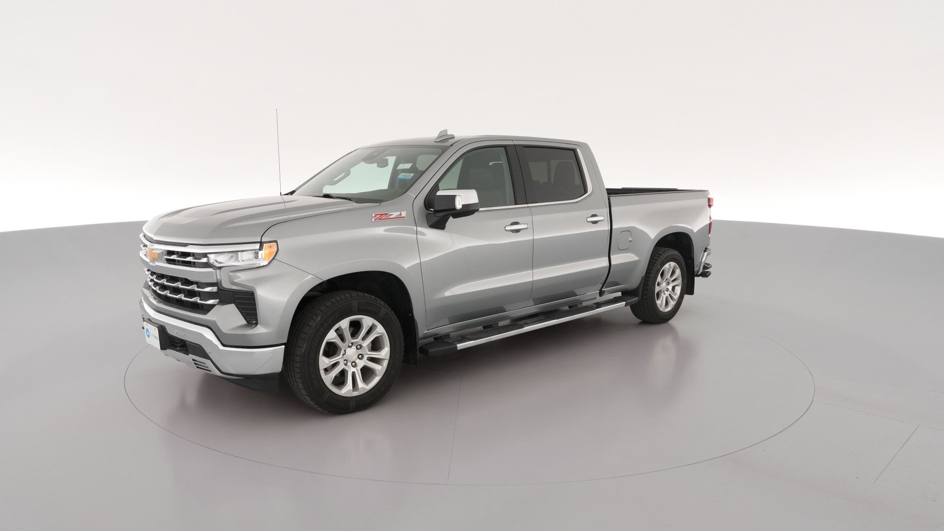 2024 Chevrolet Silverado 1500 Crew Cab vehicle photo