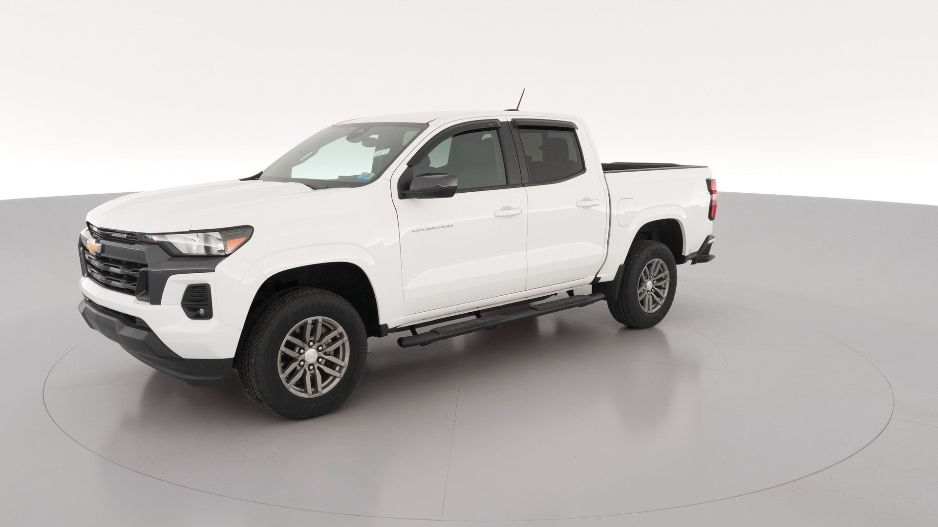 2024 Chevrolet Colorado Crew Cab vehicle photo