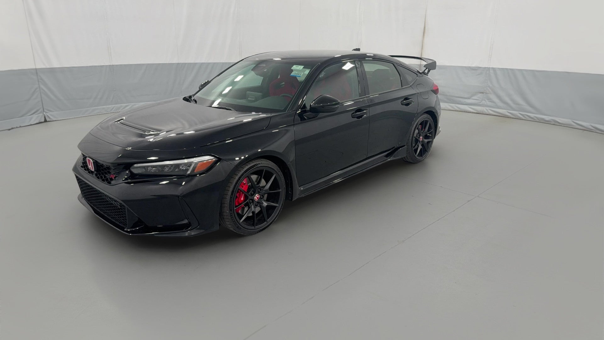 2025 Honda Civic Type R vehicle photo