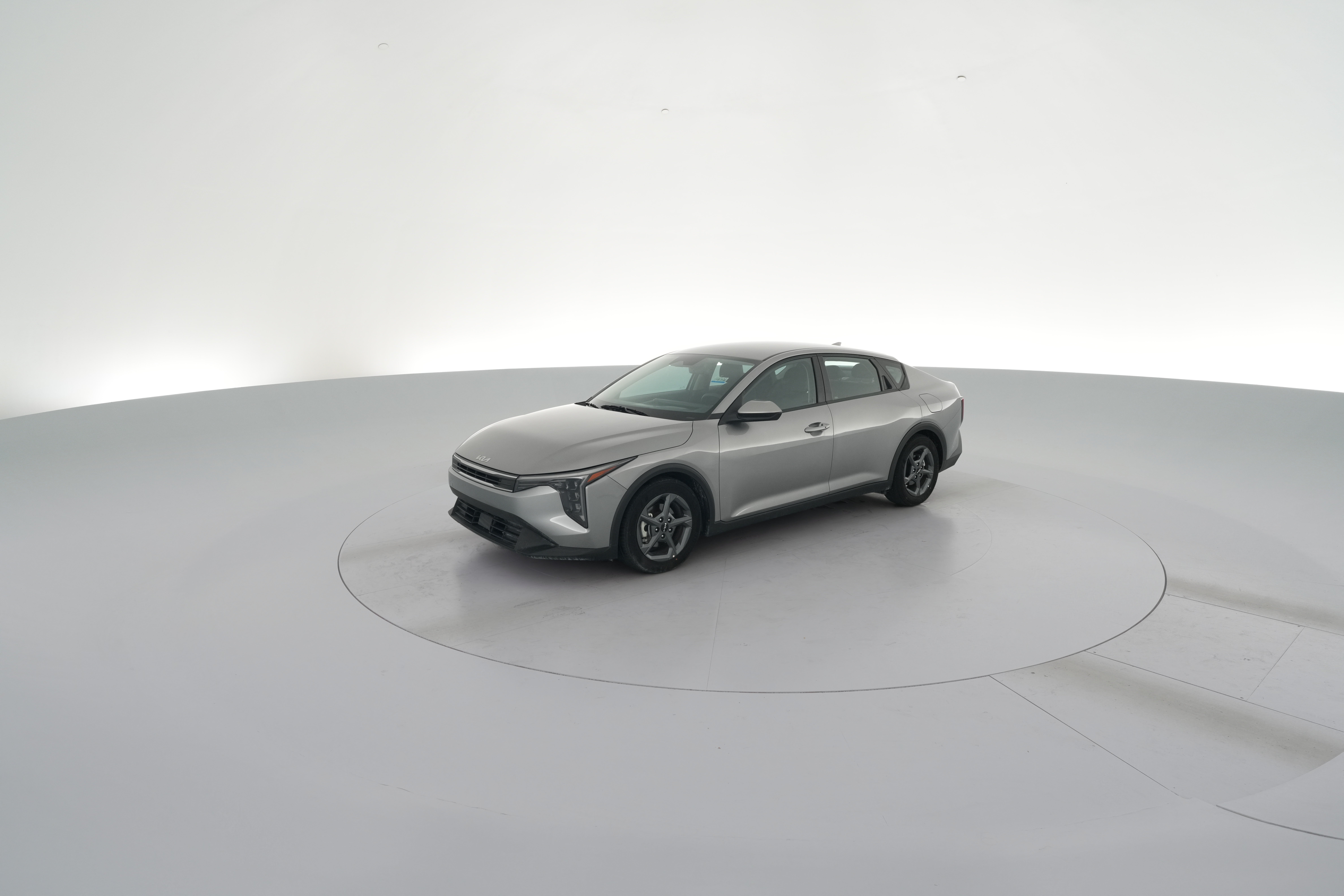 2025 Kia K4 LXS - Photo 25