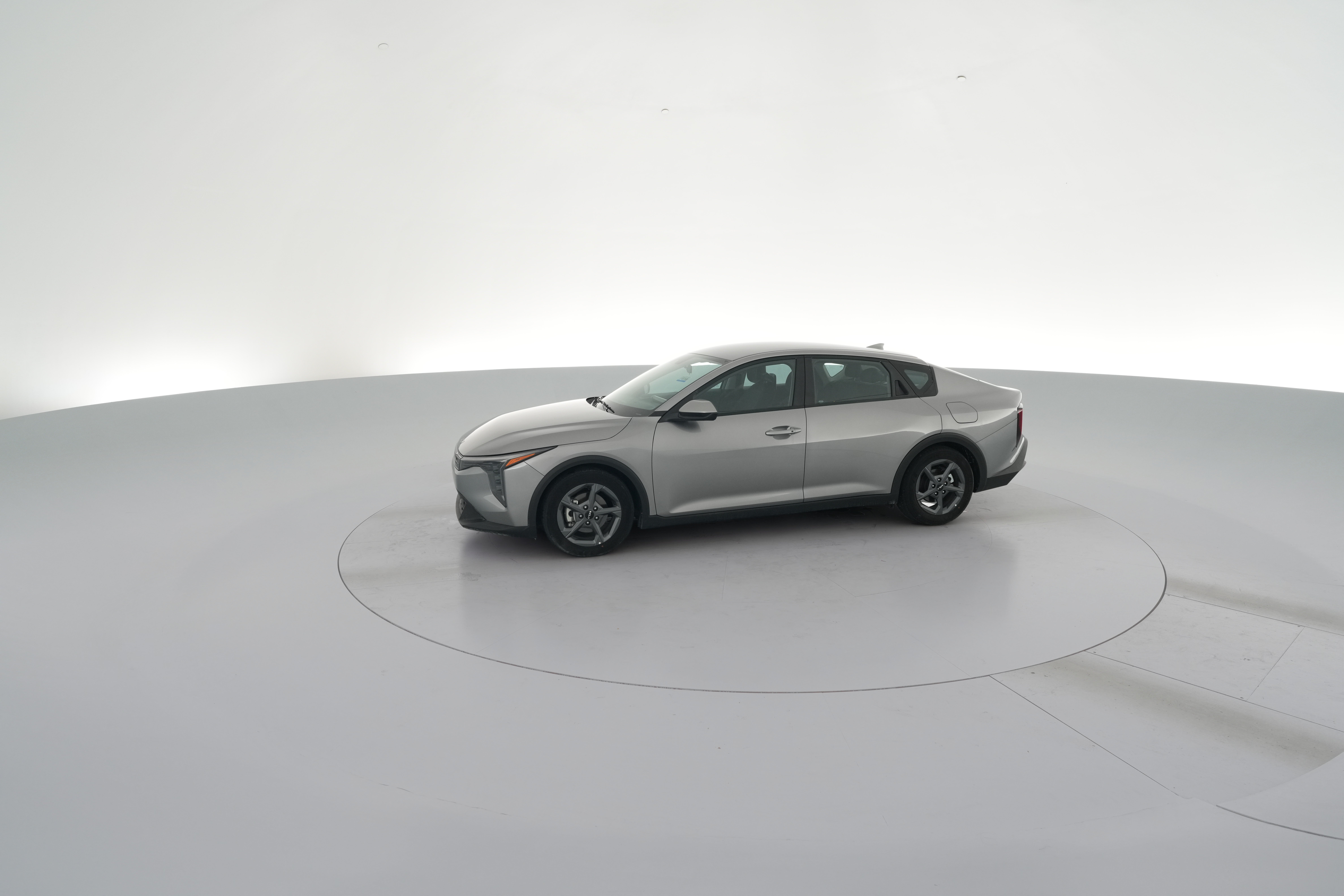 2025 Kia K4 LXS - Photo 26