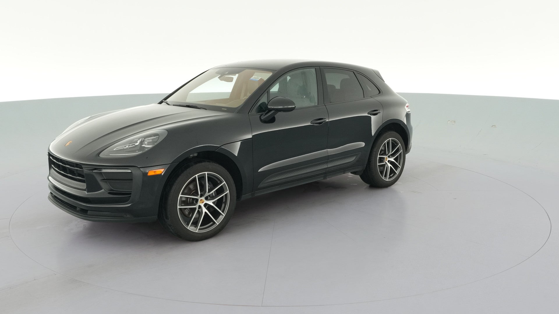 2022 Porsche Macan vehicle photo